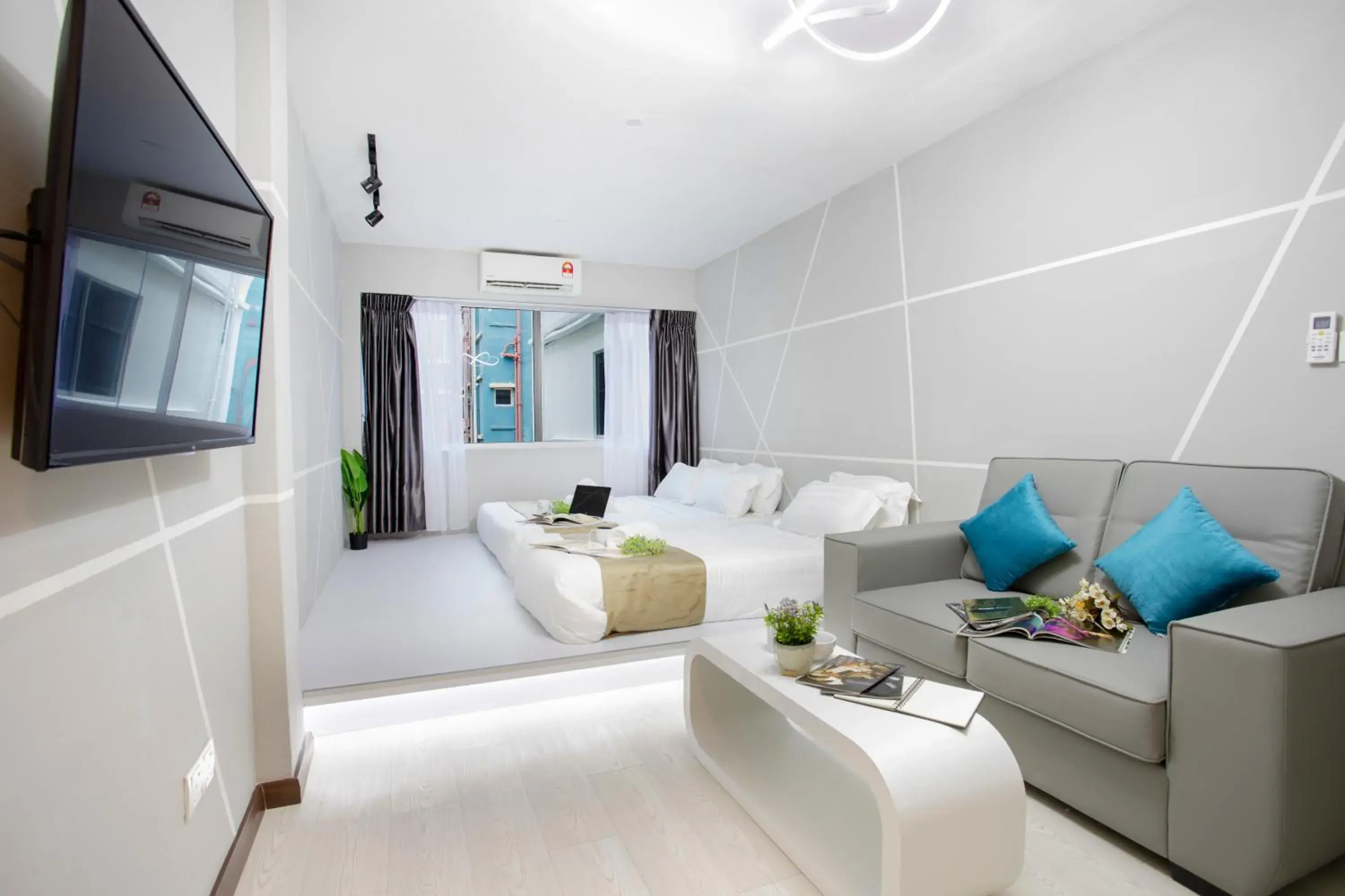 Futuristic Junior Suite in HotSpot @ City Centre by SSVC Futuristic Junior Suite in HotSpot @ City Centre by SSVC