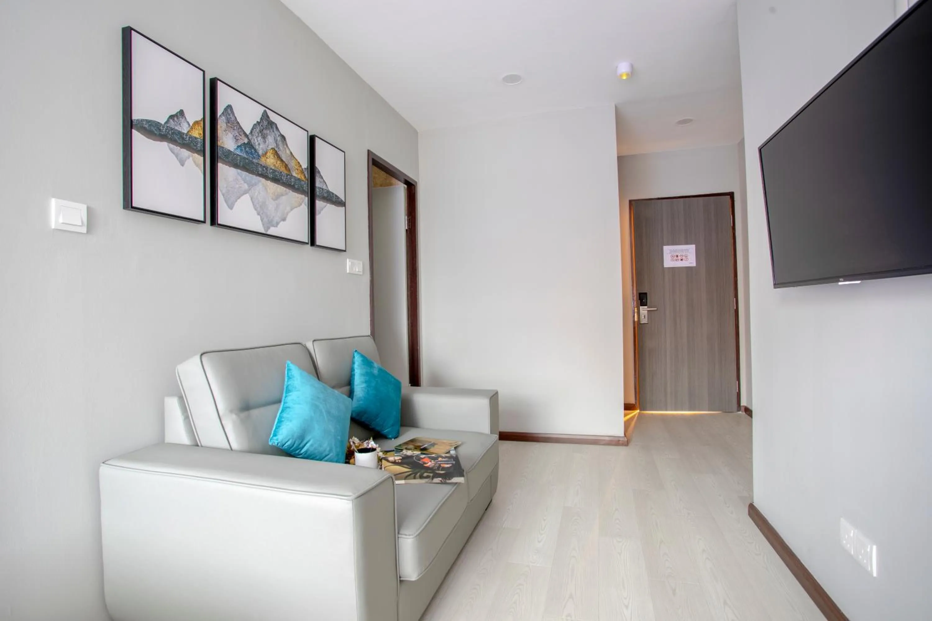 TV and multimedia in HotSpot @ City Centre by SSVC