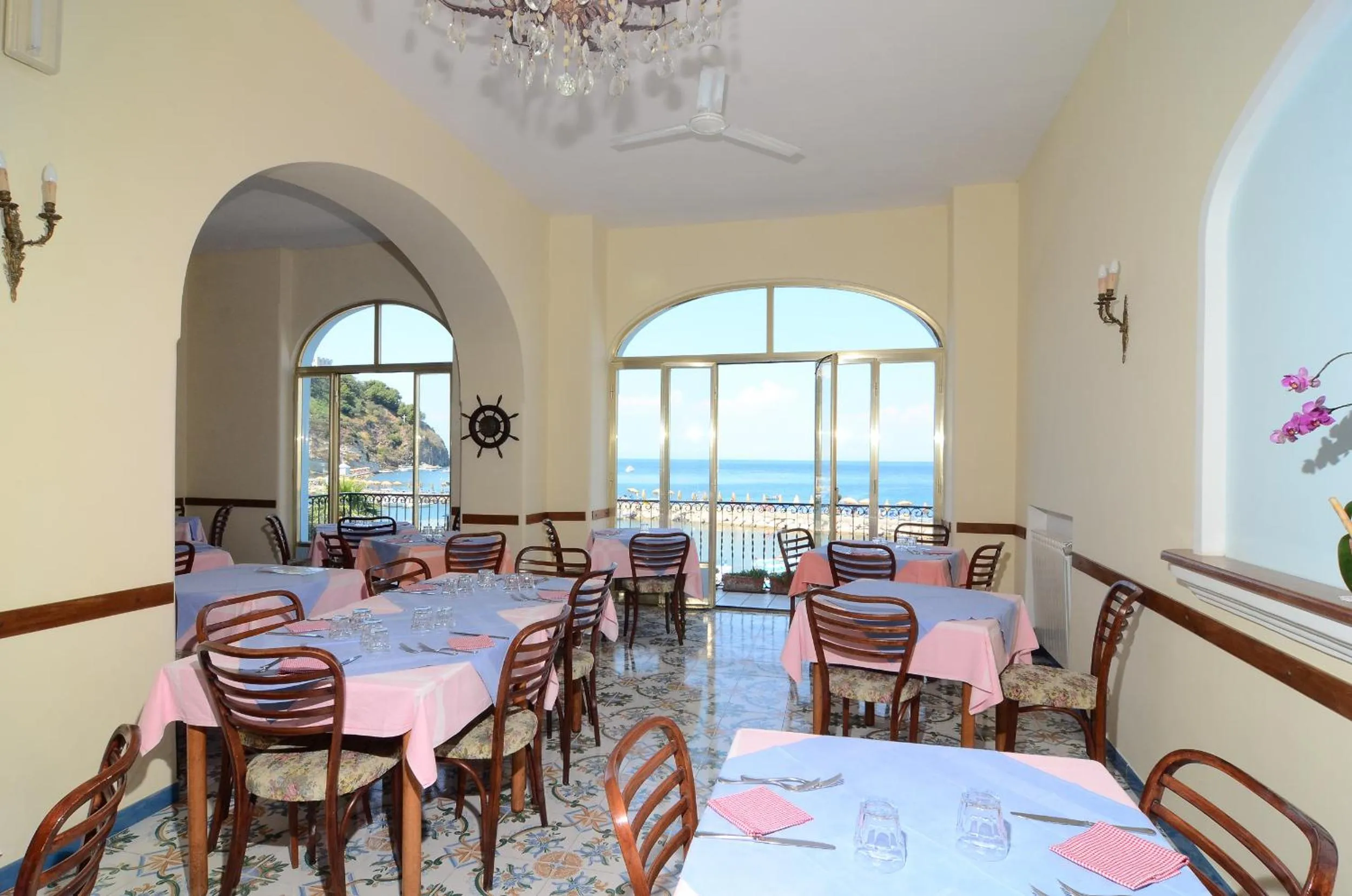 Restaurant/places to eat in Hotel Terme Marina