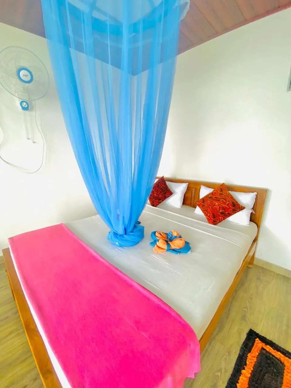 Bed in Pleasant Peak