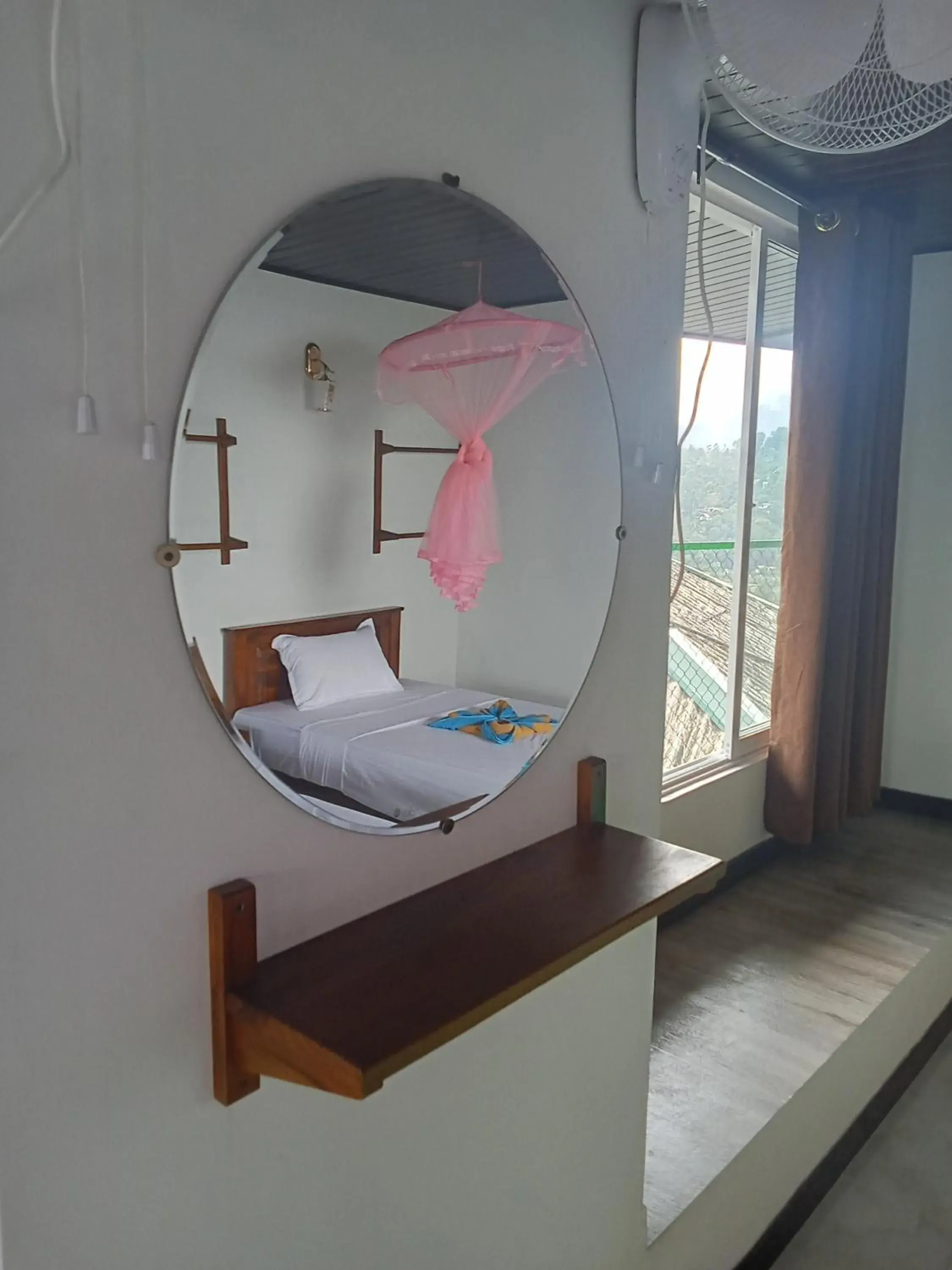 Family Studio - single occupancy in Pleasant Peak Family Studio - single occupancy in Pleasant Peak