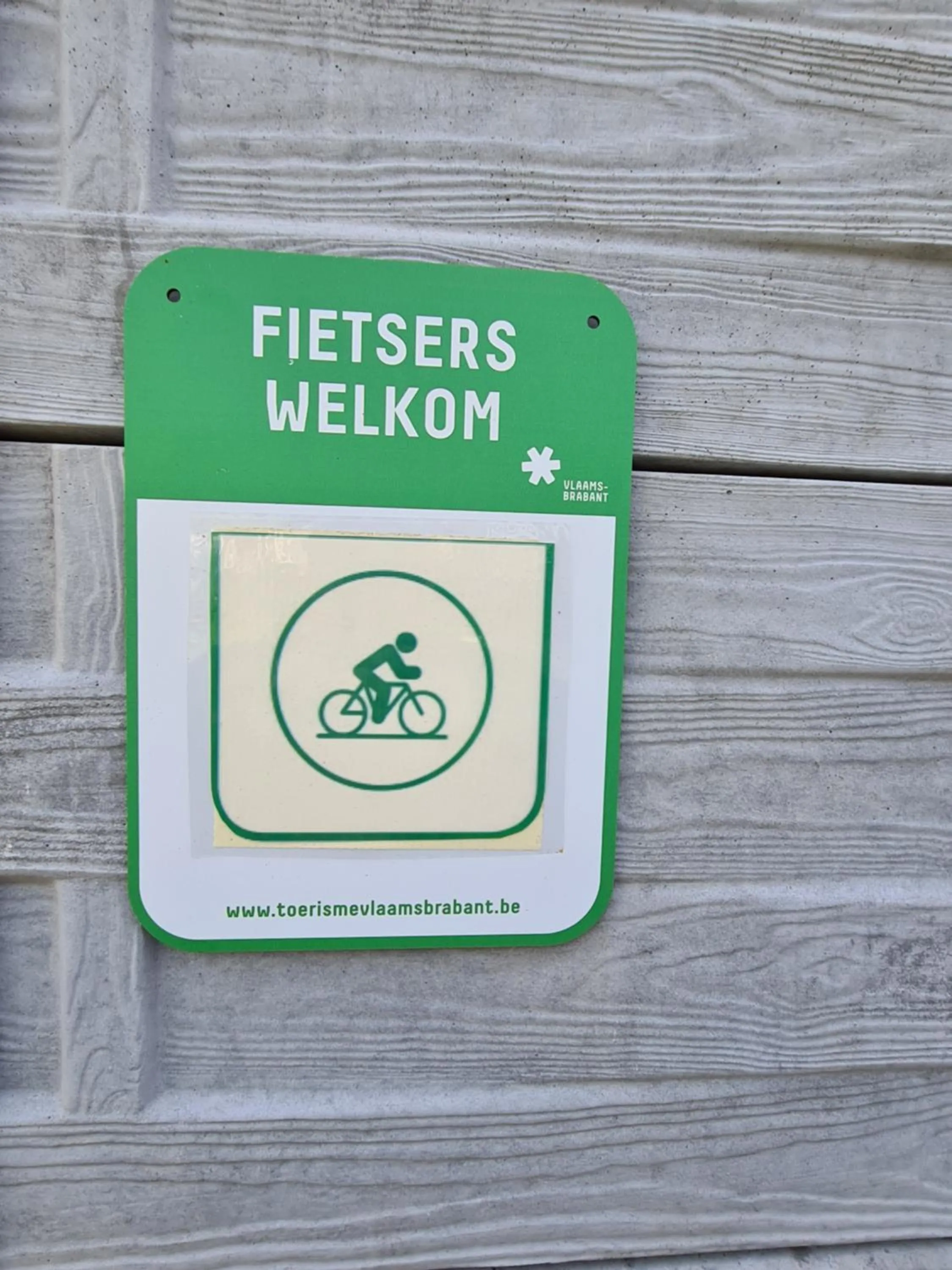 Logo/Certificate/Sign in Hotel La Roseraie