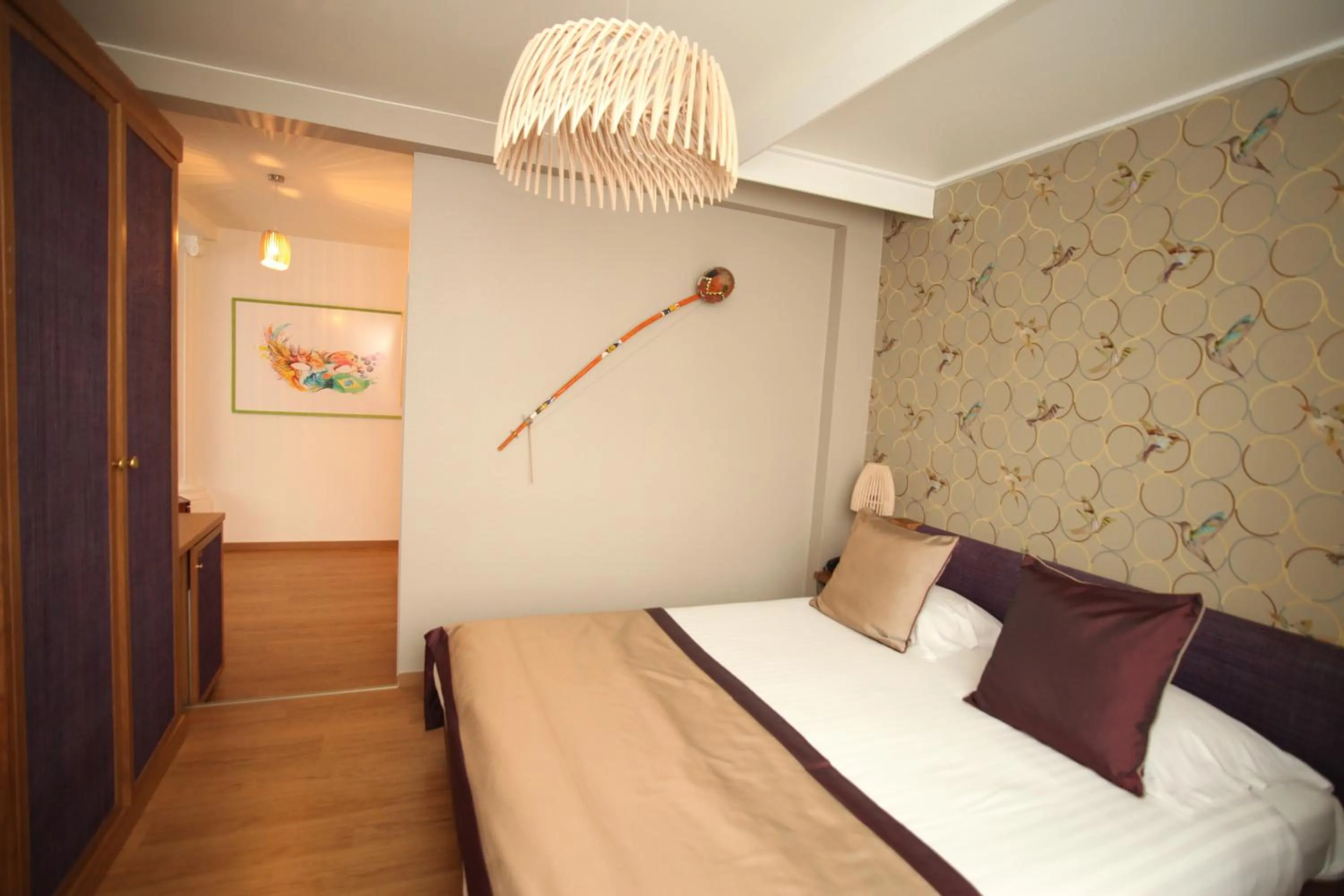 Bedroom, Bed in Hotel La Roseraie