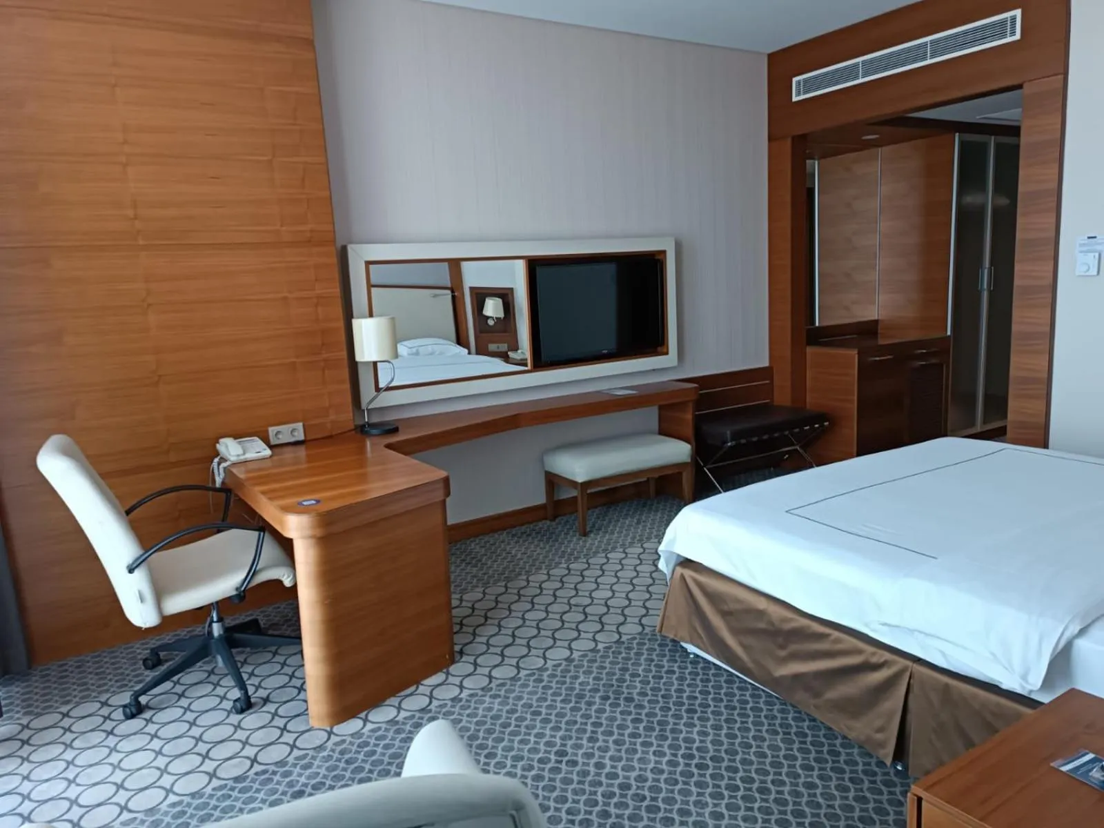 Bed in Anemon Grand Samsun Otel