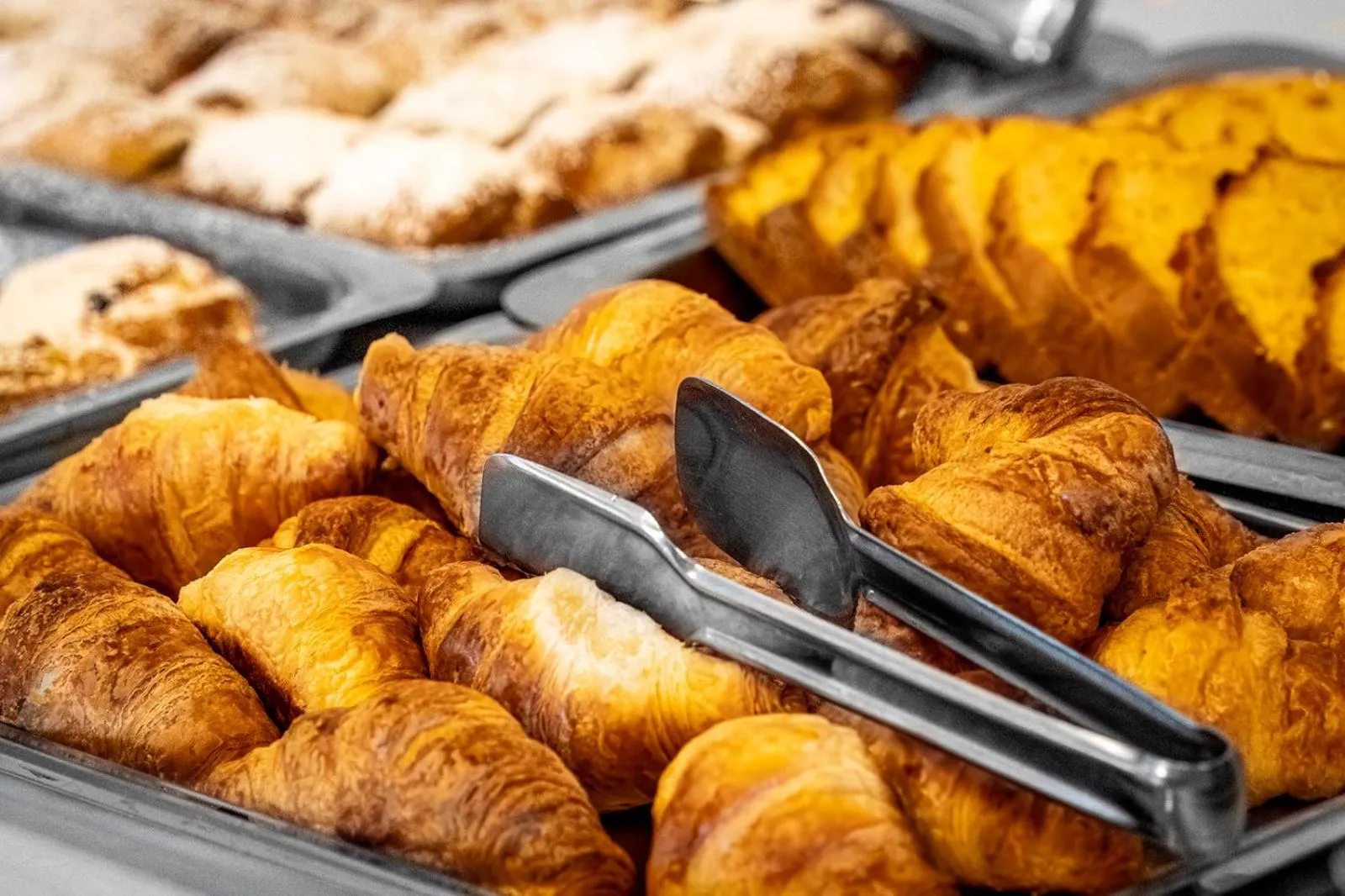 Restaurant/places to eat in Sappho Hotel