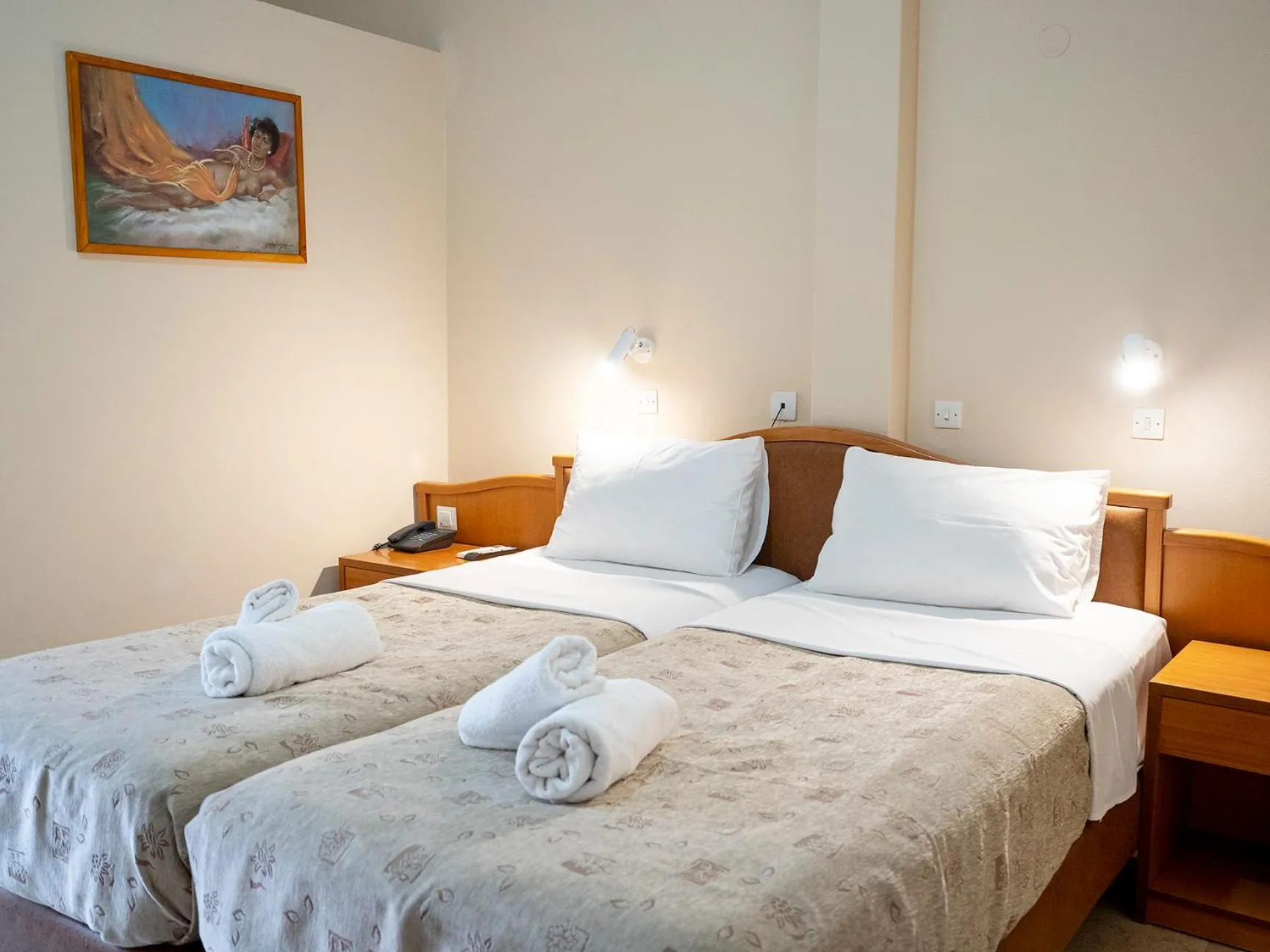 Photo of the whole room, Bed in Sappho Hotel