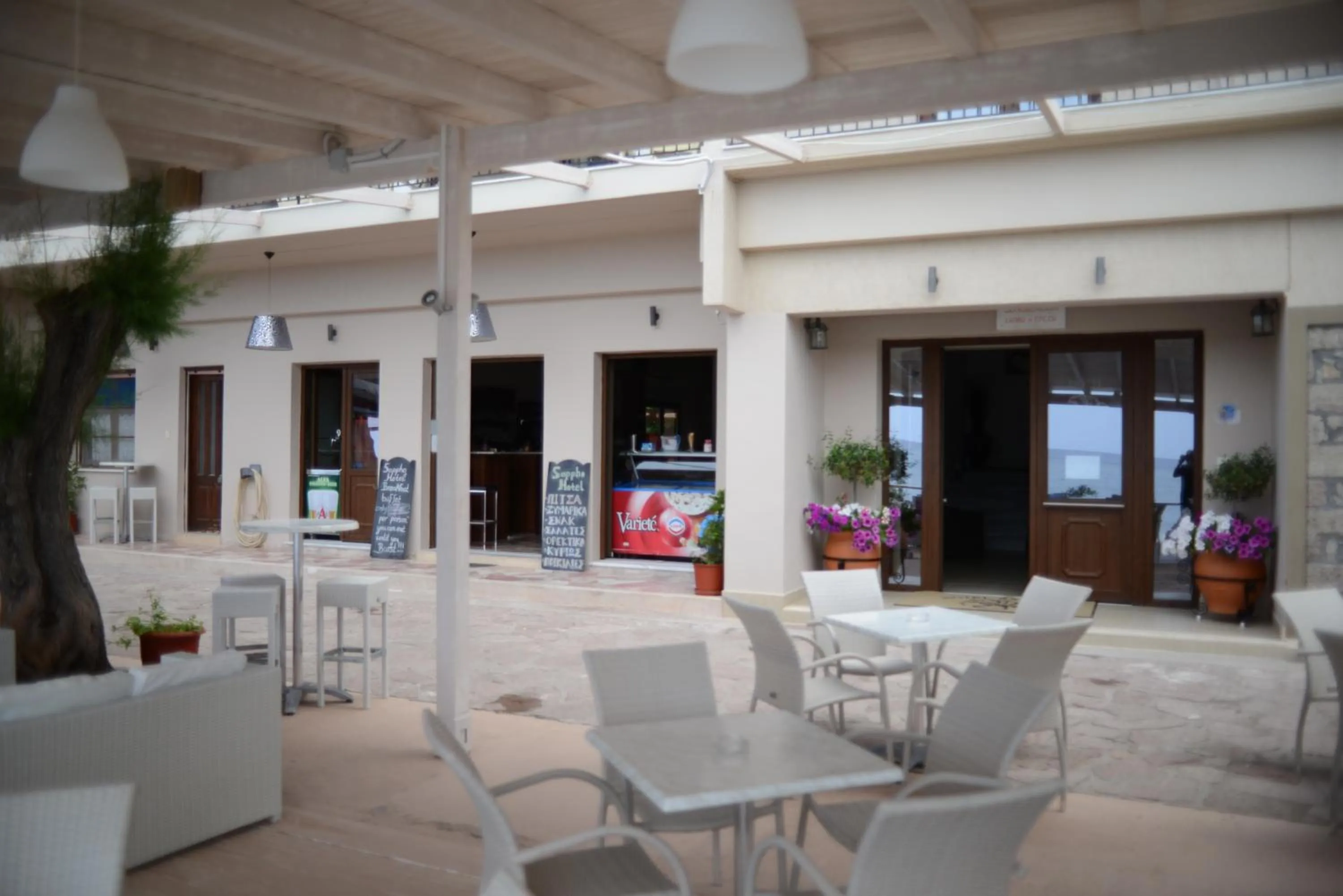 Patio in Sappho Hotel