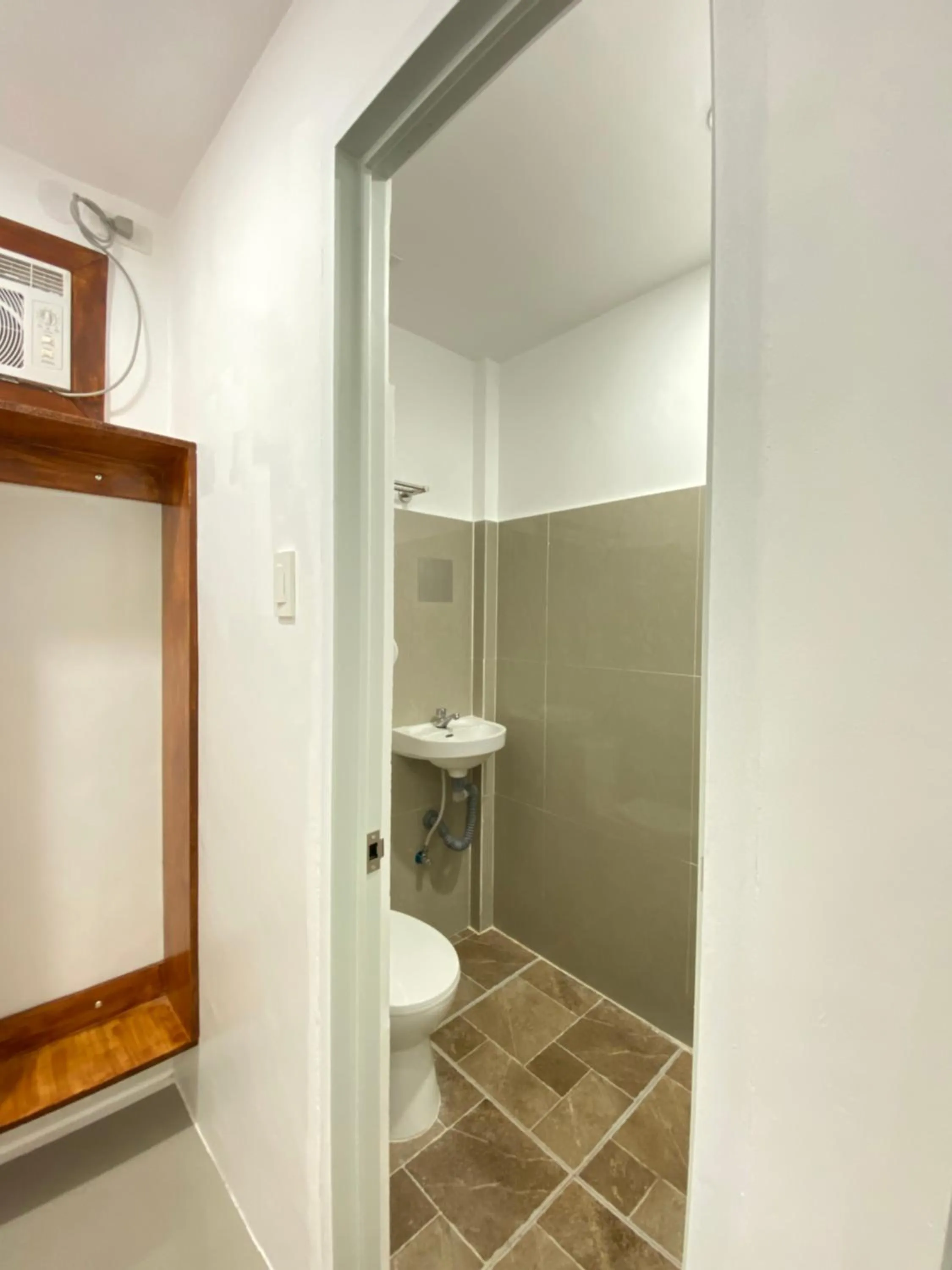 Laguno Hostel and Guest House