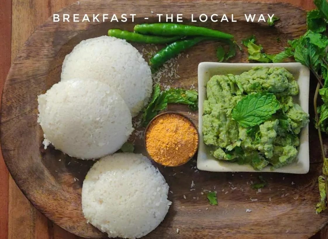 Food and drinks in Sunsets and Palm Trees