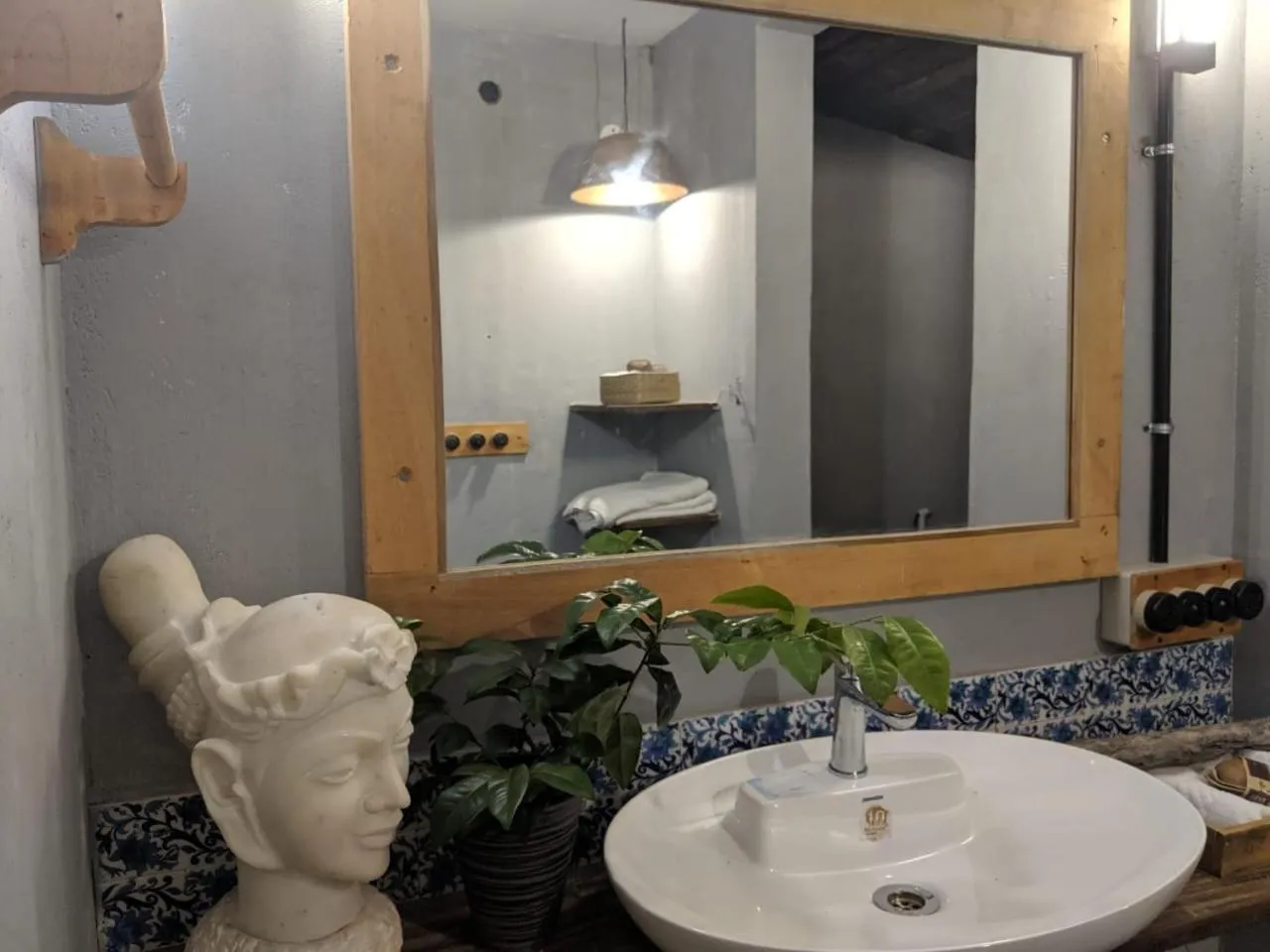 Sunsets and Palm Trees