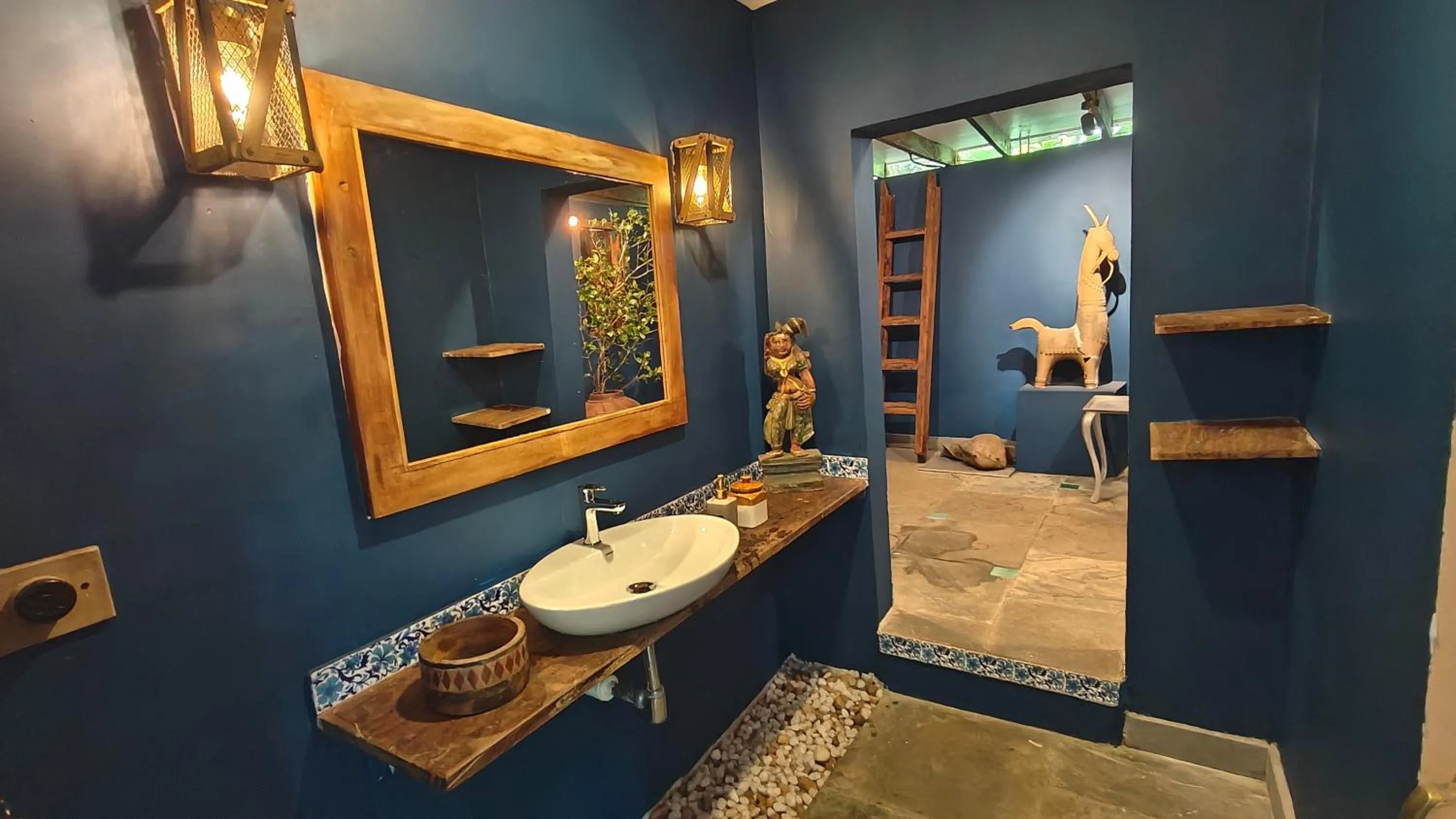 Sunsets and Palm Trees