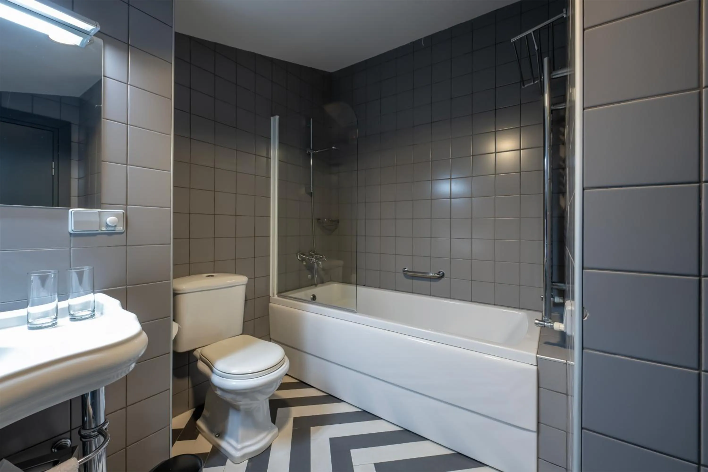 Shower in Kabadoni Boutique Hotel