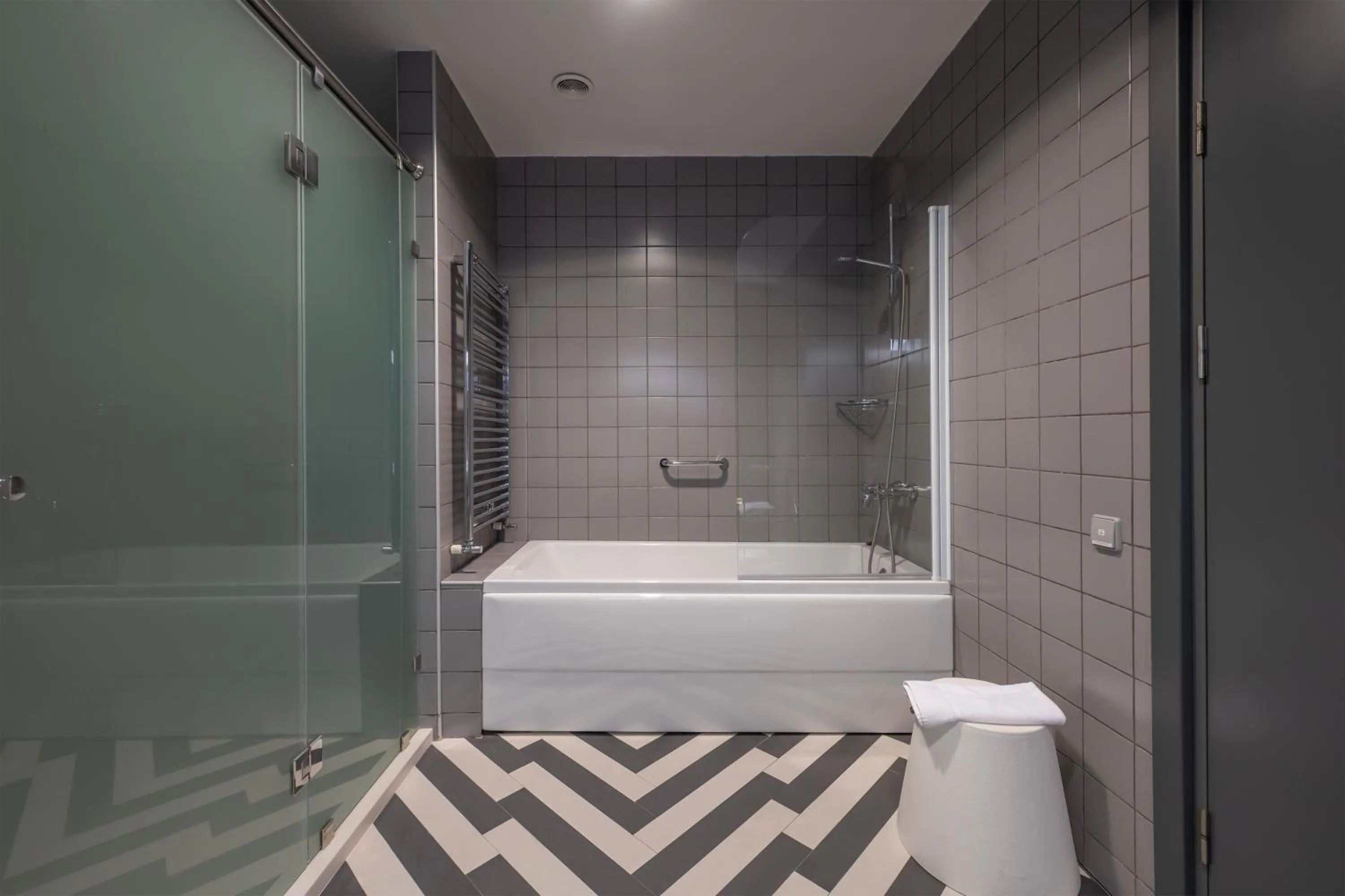 Shower in Kabadoni Boutique Hotel