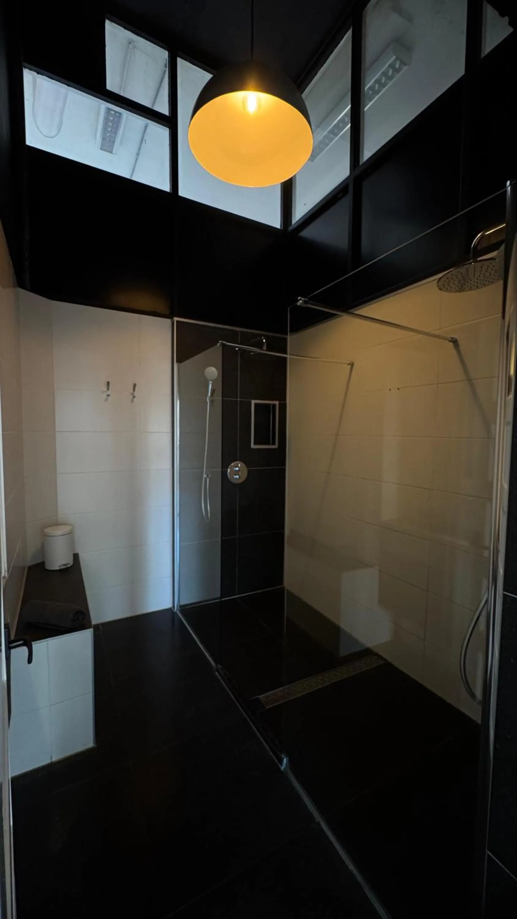 Shower in BBgebouw39 - op de Rijkswerf