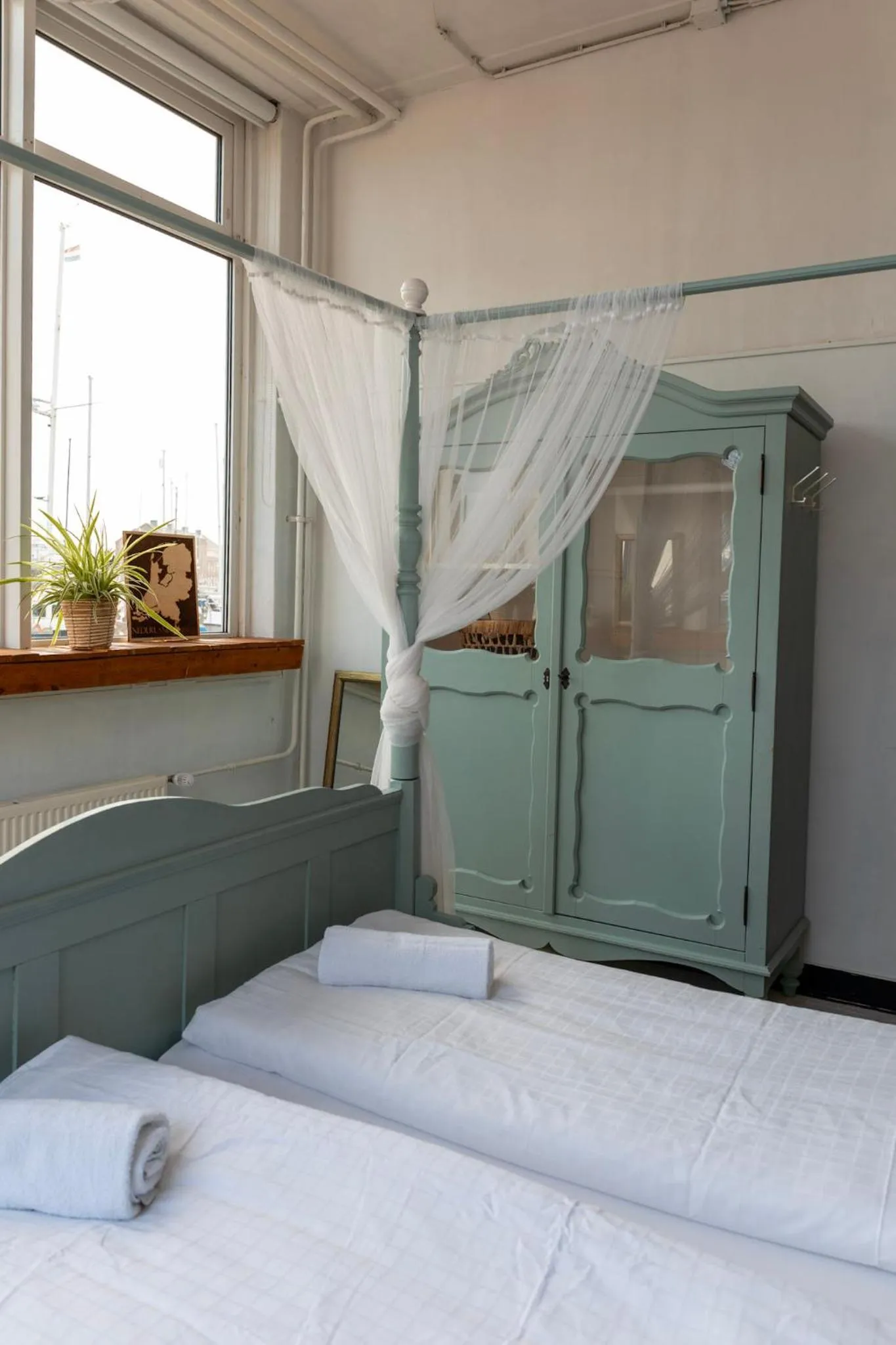 Bed in BBgebouw39 - op de Rijkswerf