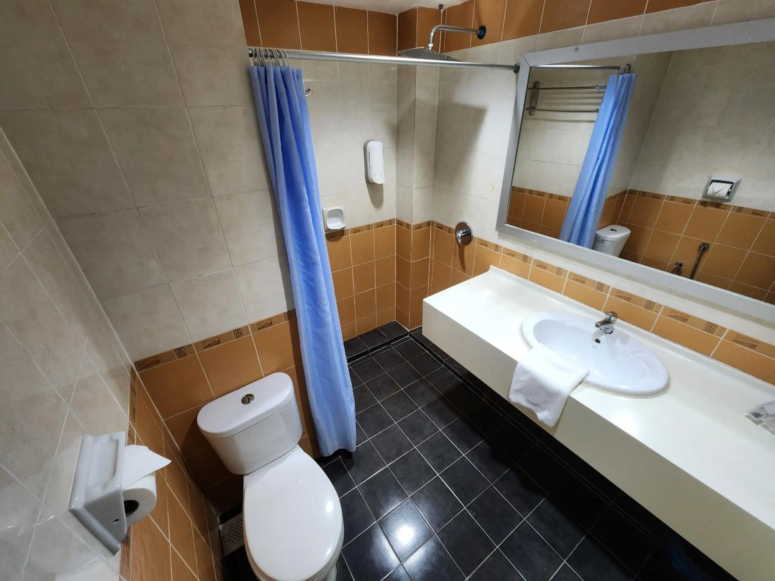 The Grand Puteri Hotel