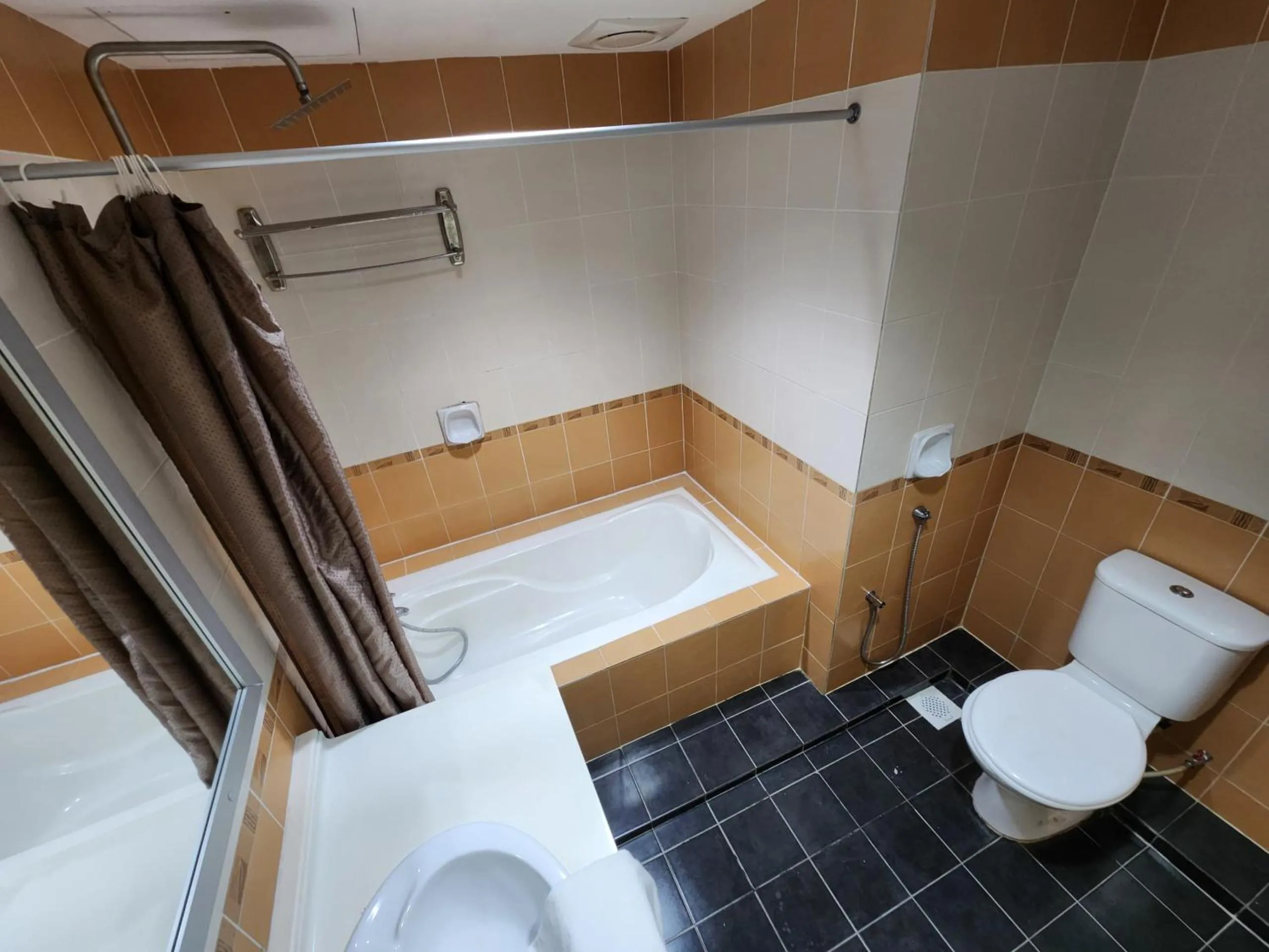 The Grand Puteri Hotel