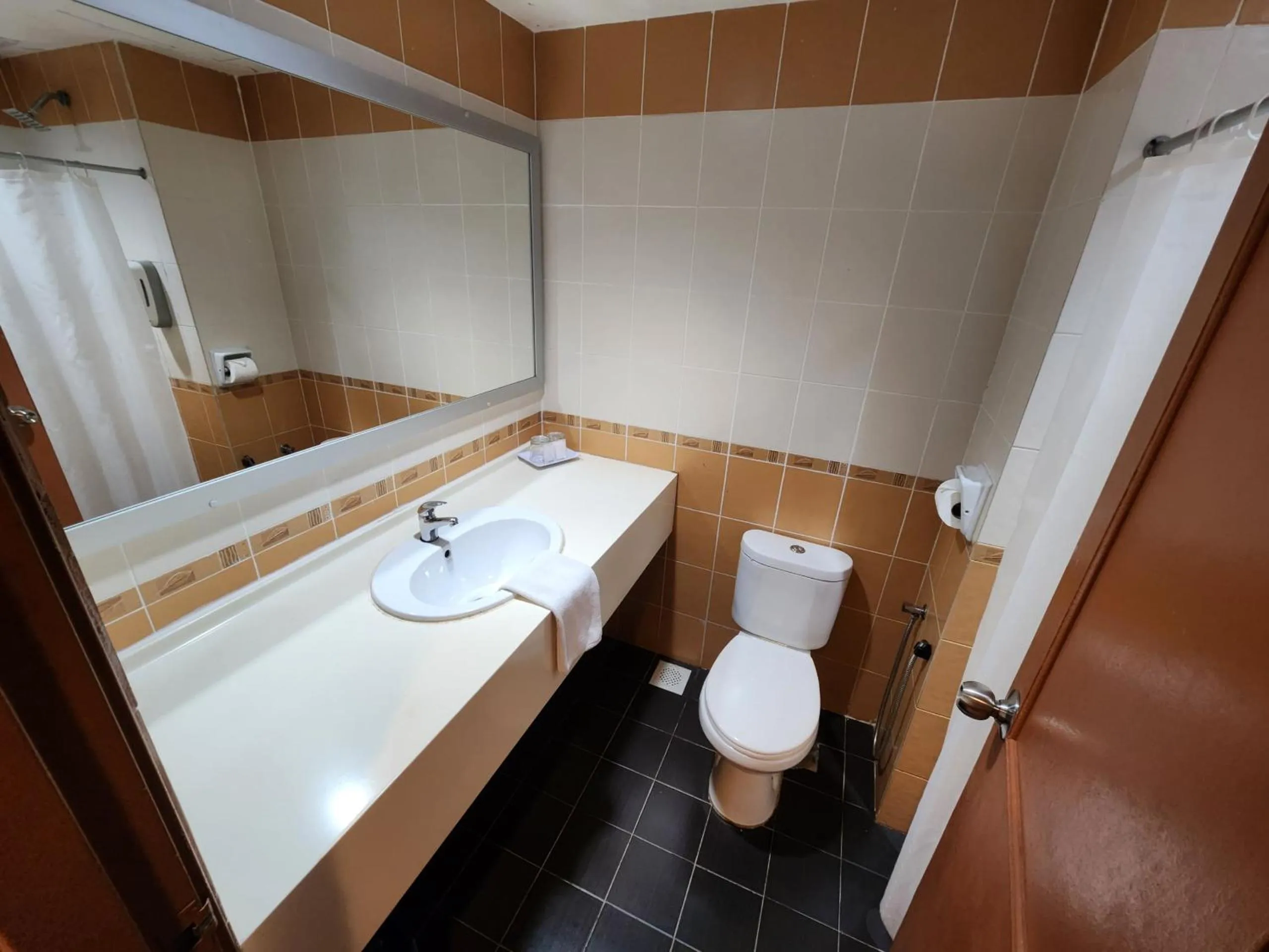 The Grand Puteri Hotel