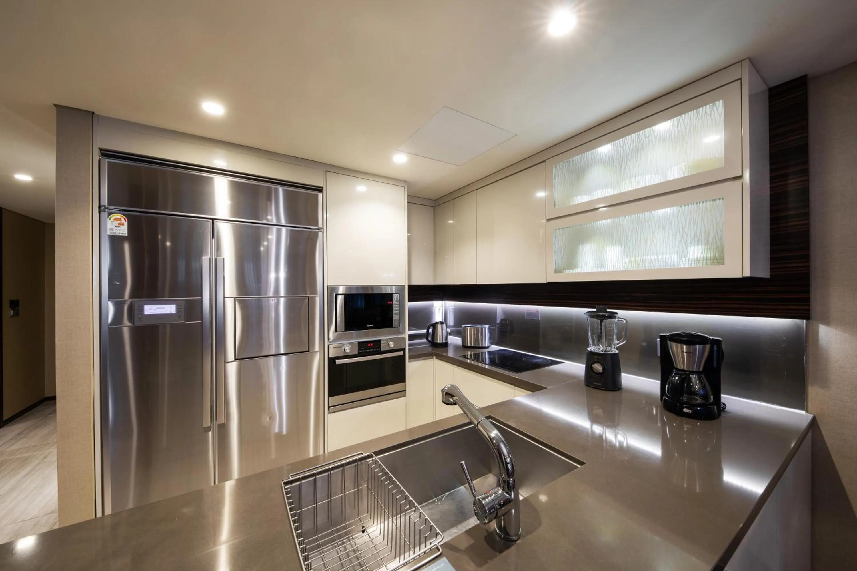 Kitchen or kitchenette in Oakwood Premier Coex Center Seoul