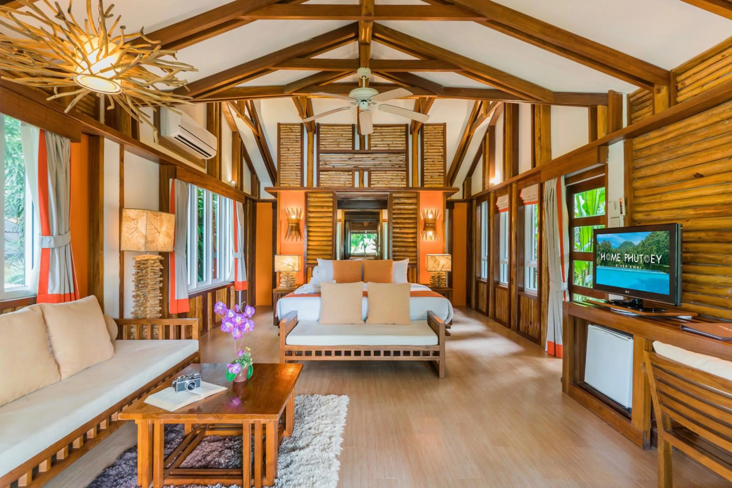 Photo of the whole room in Home Phutoey River Kwai Hotspring & Nature Resort