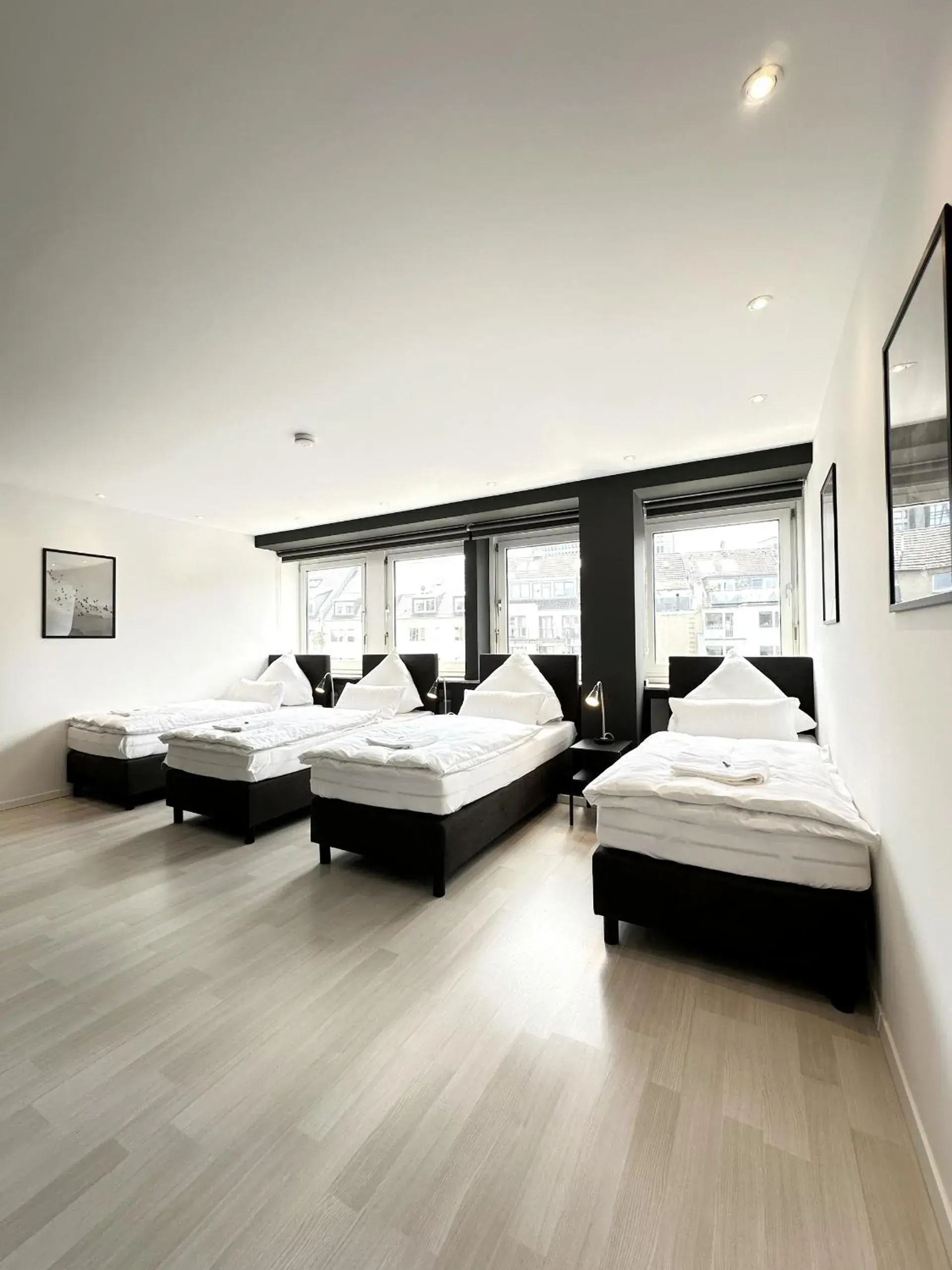 Quadruple Room with Shared Bathroom in BLK Hostel Quadruple Room with Shared Bathroom in BLK Hostel