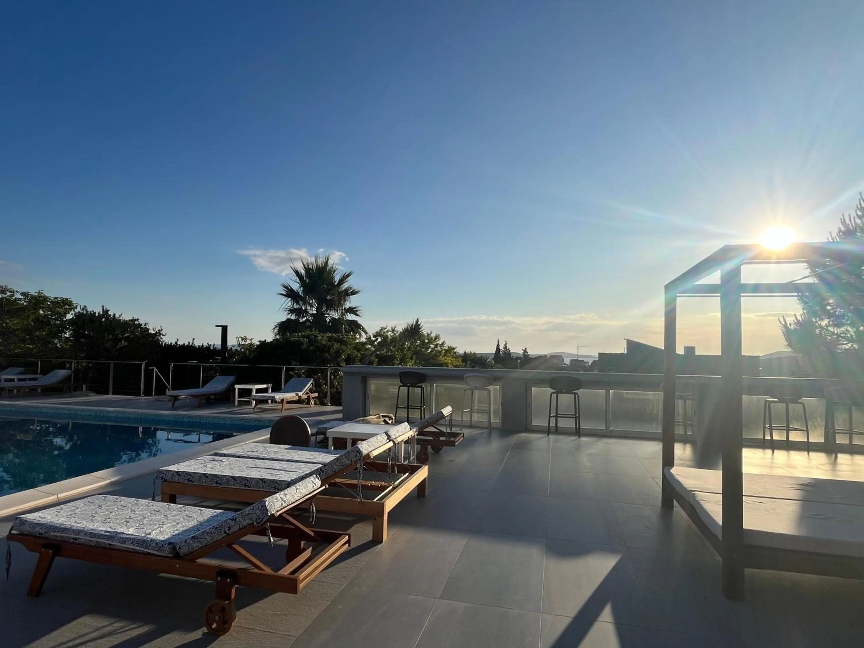 Swimming pool in Dela