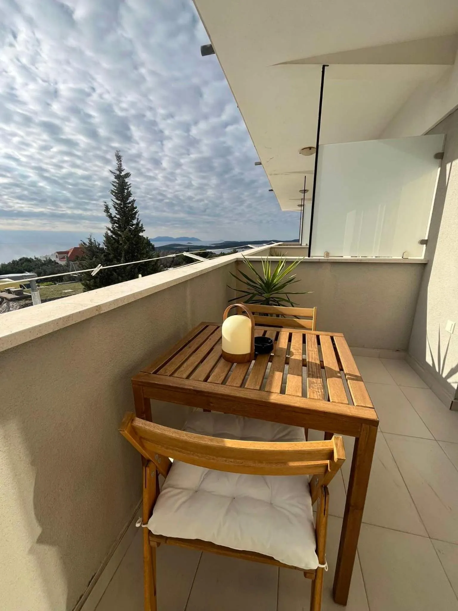 View (from property/room) in Dela