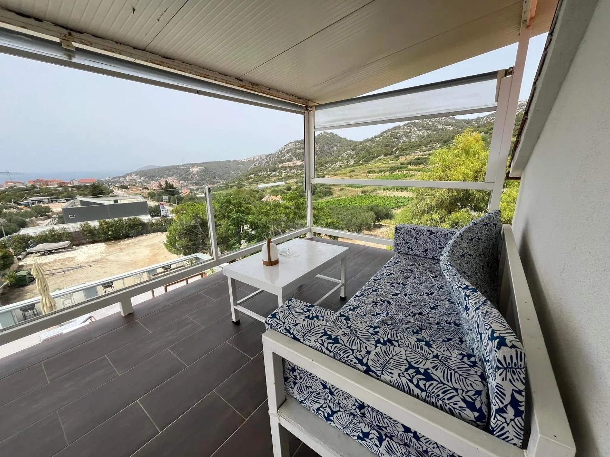 Balcony/Terrace in Dela