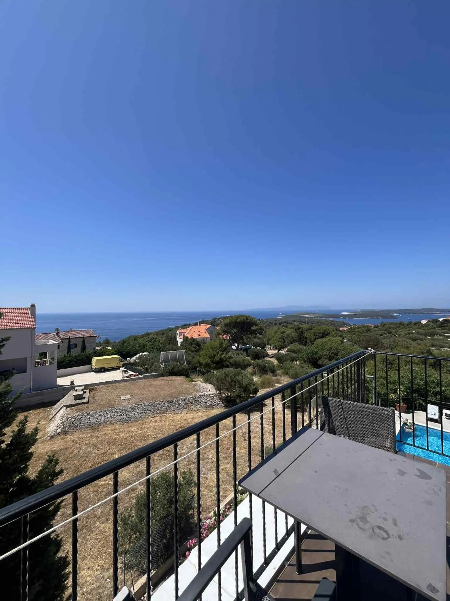 View (from property/room) in Dela