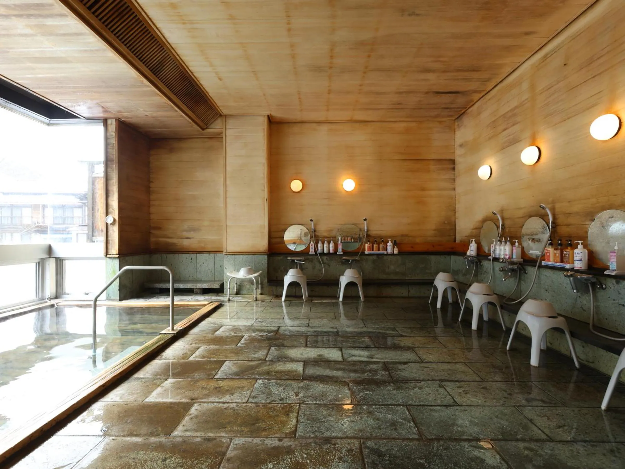 Public Bath in Fukeikan 風景館