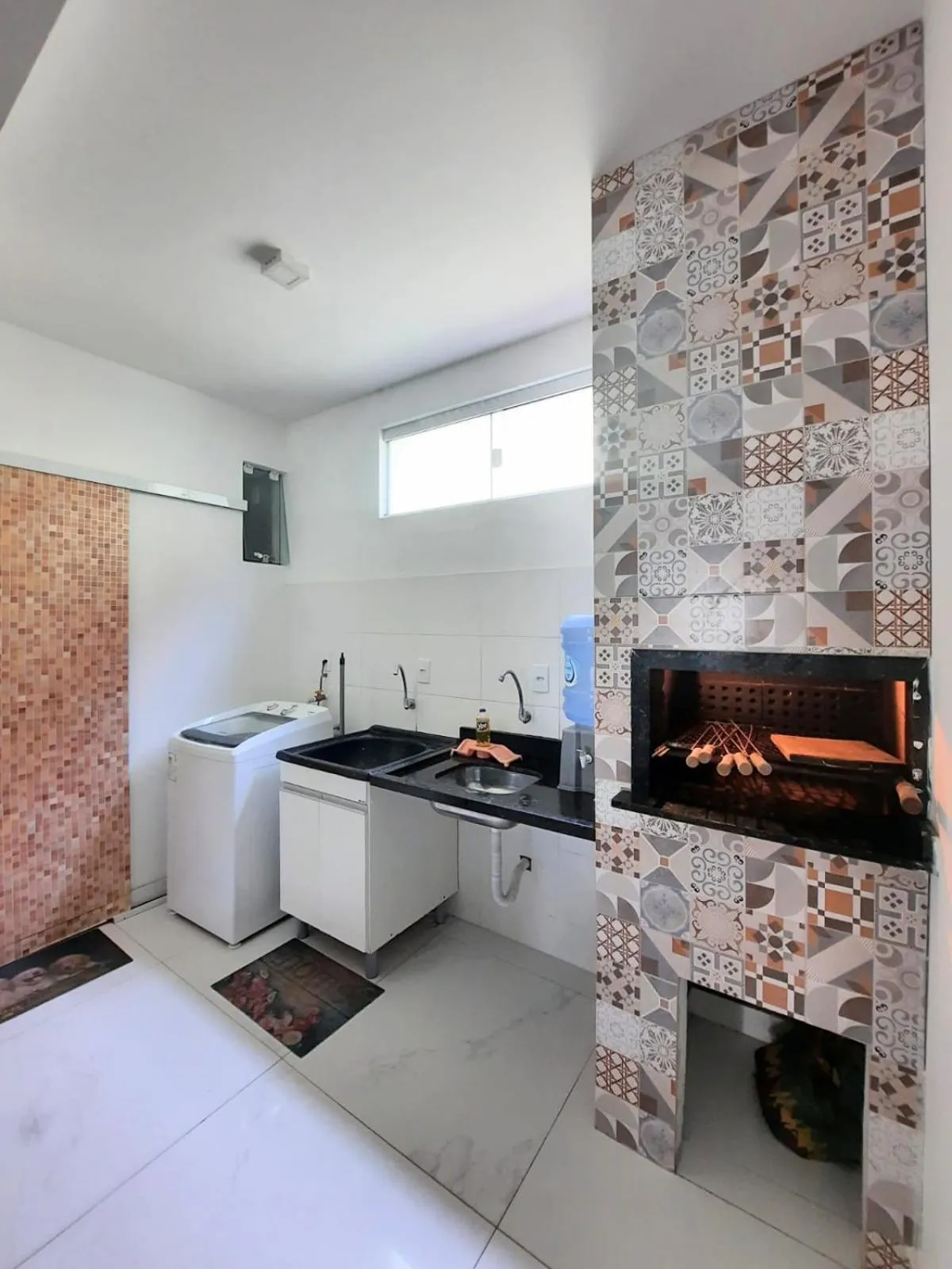 Communal kitchen in Casa na praia de ingleses