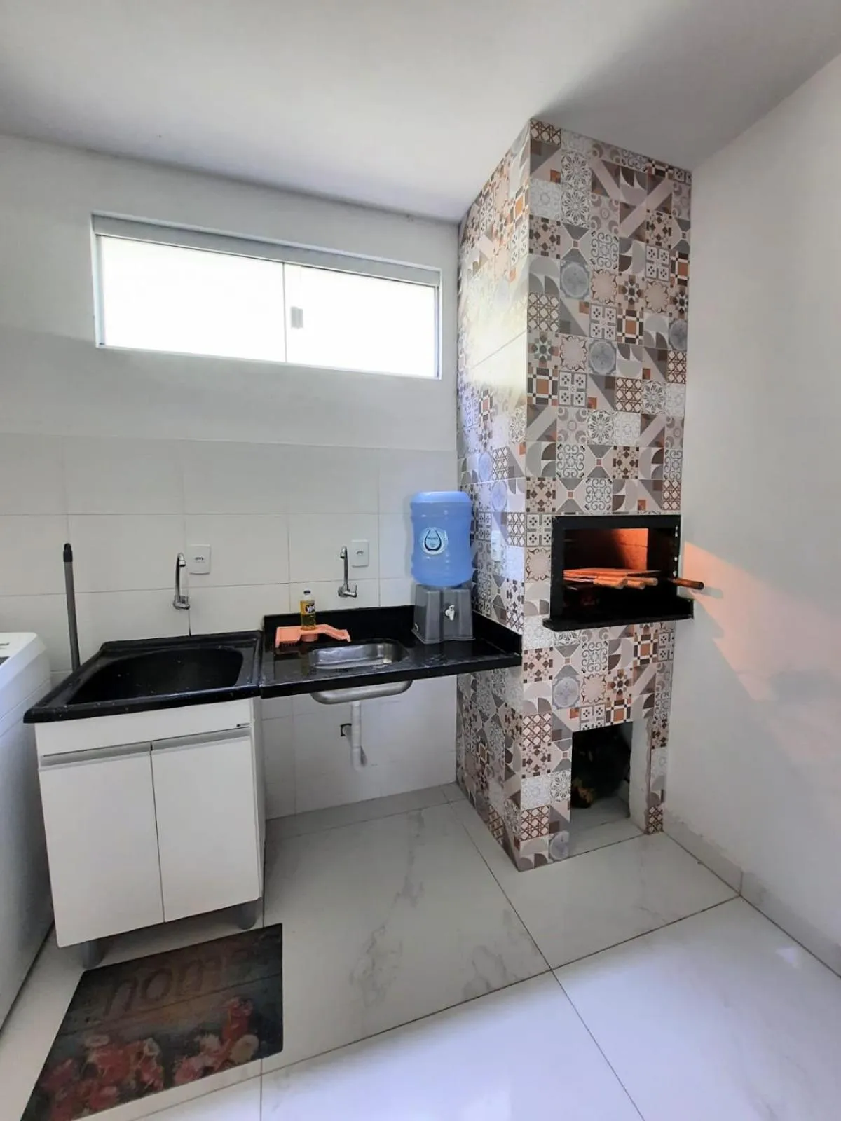 Kitchen or kitchenette in Casa na praia de ingleses