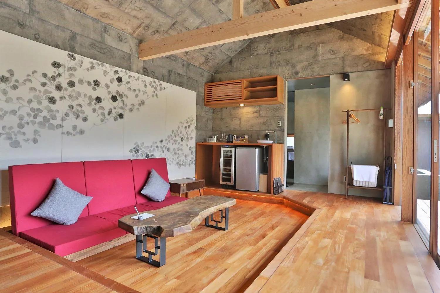 Living room in KAWASEMINOSU (MUKAKA VILLA)