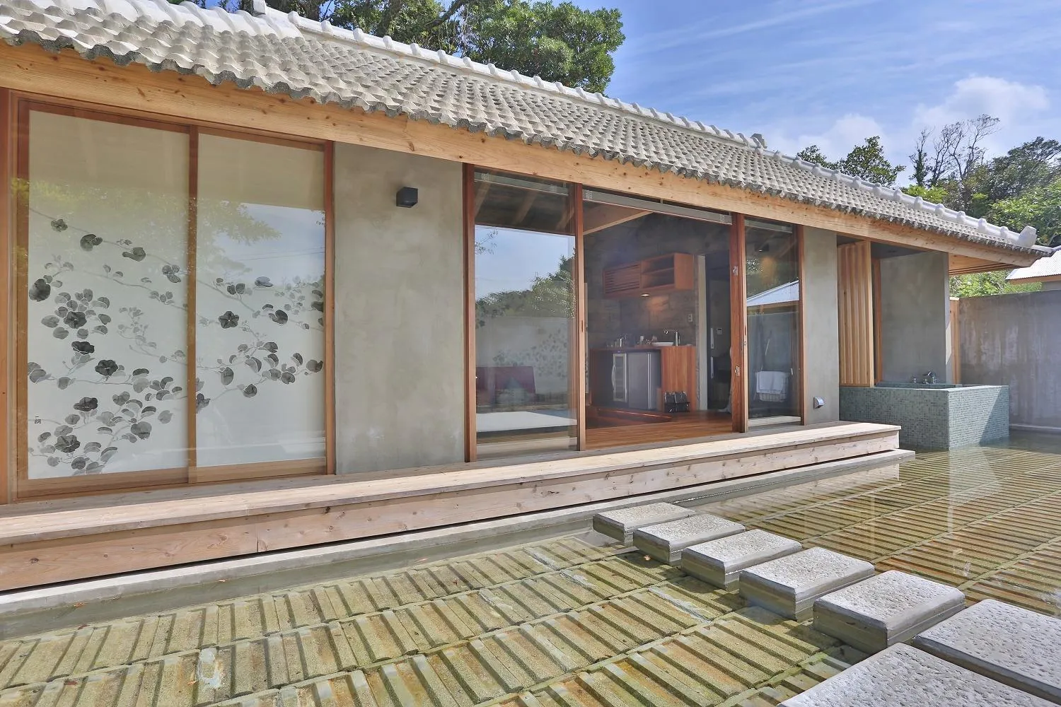 Property building in KAWASEMINOSU (MUKAKA VILLA)