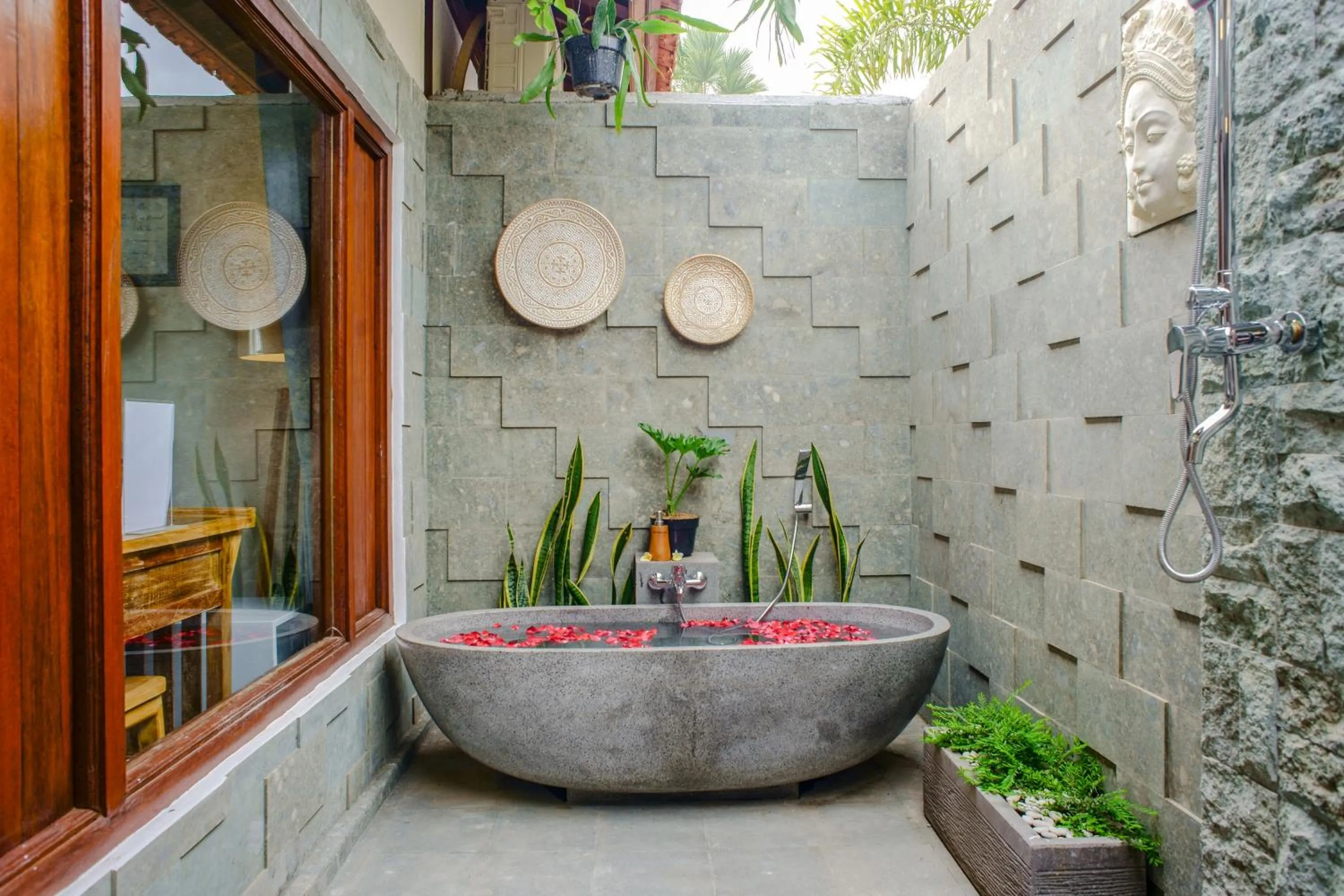 Bath in Umakelod Sebatu Villas