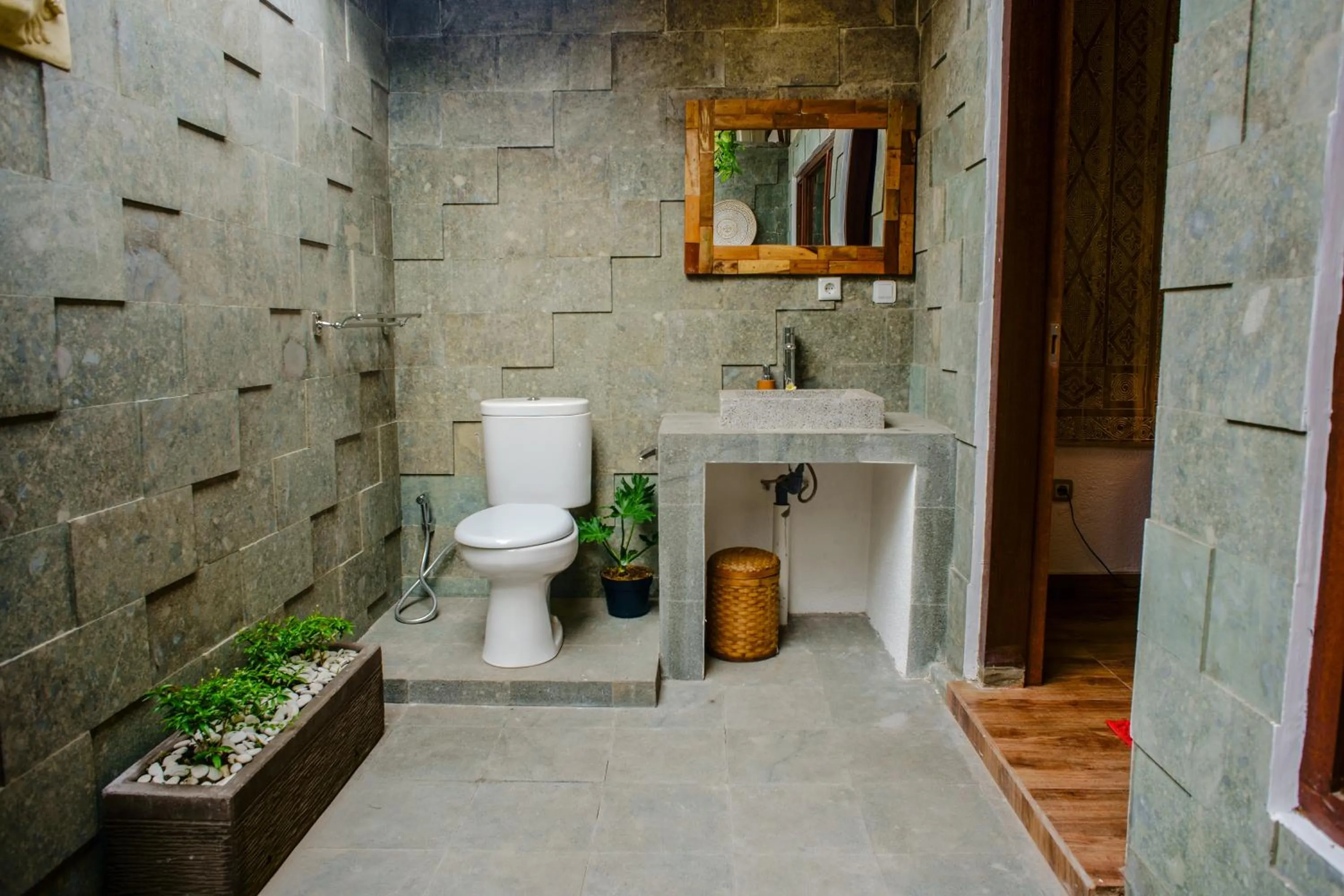 Toilet in Umakelod Sebatu Villas