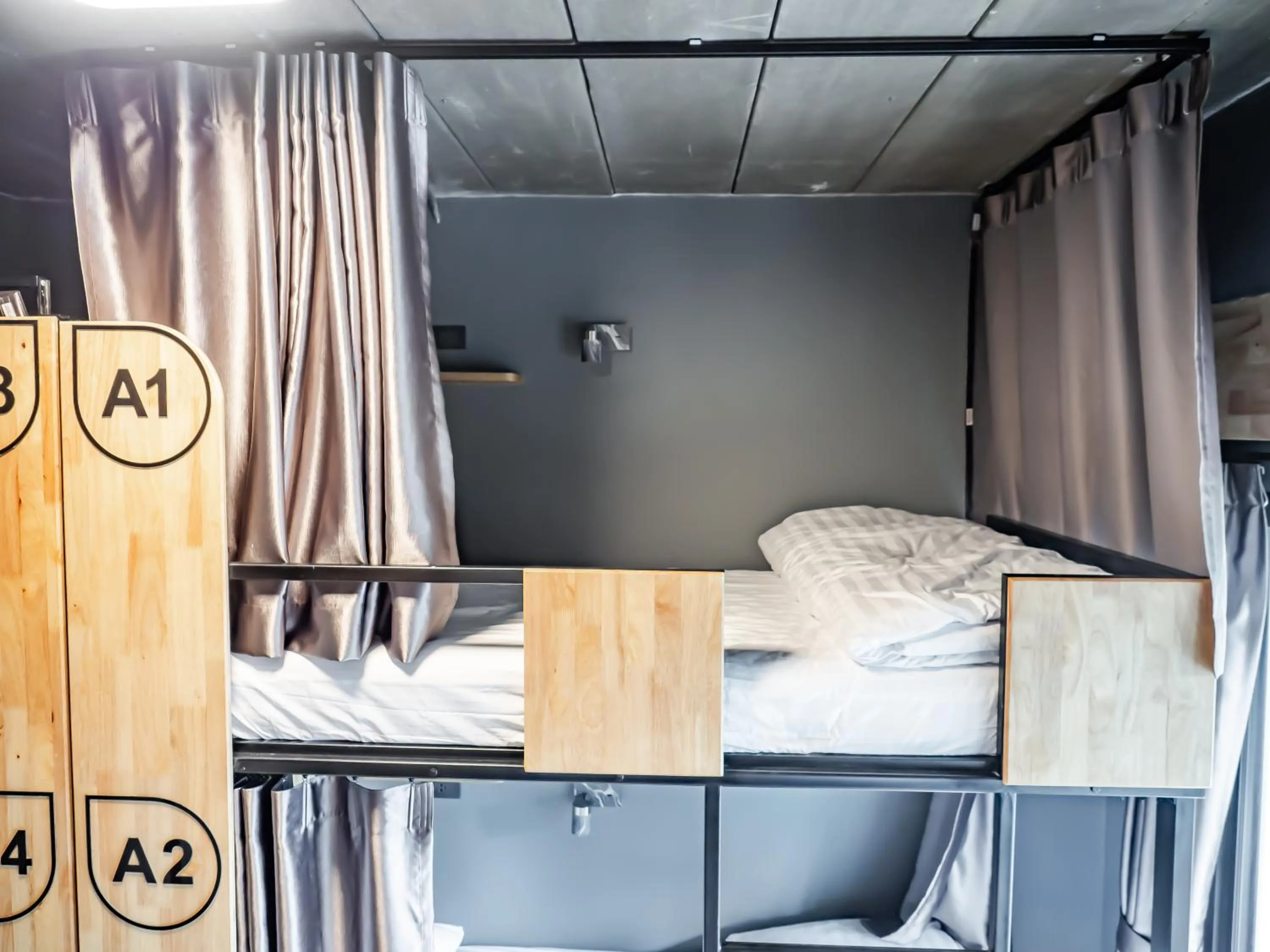 bunk bed, Bed in Ray Hostel