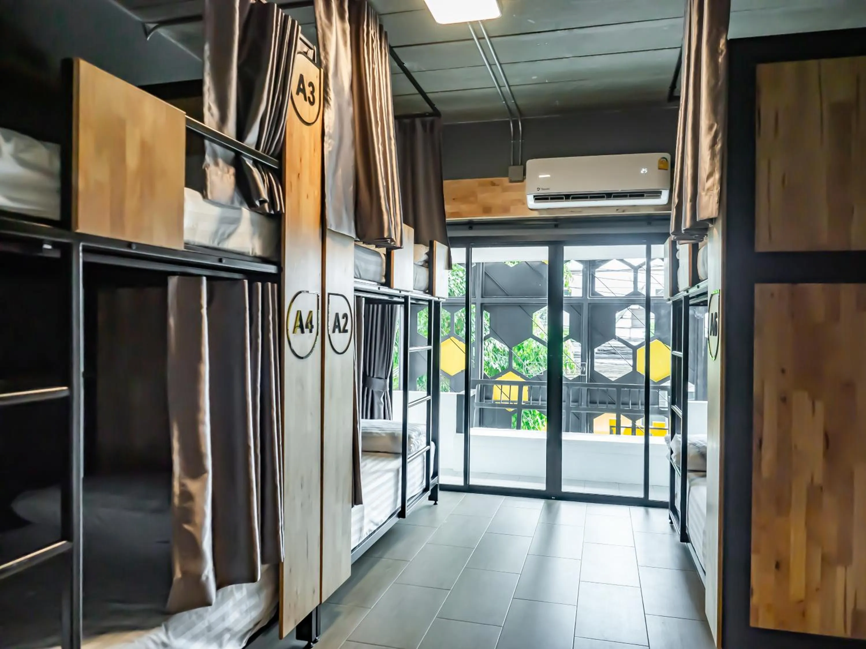 bunk bed in Ray Hostel