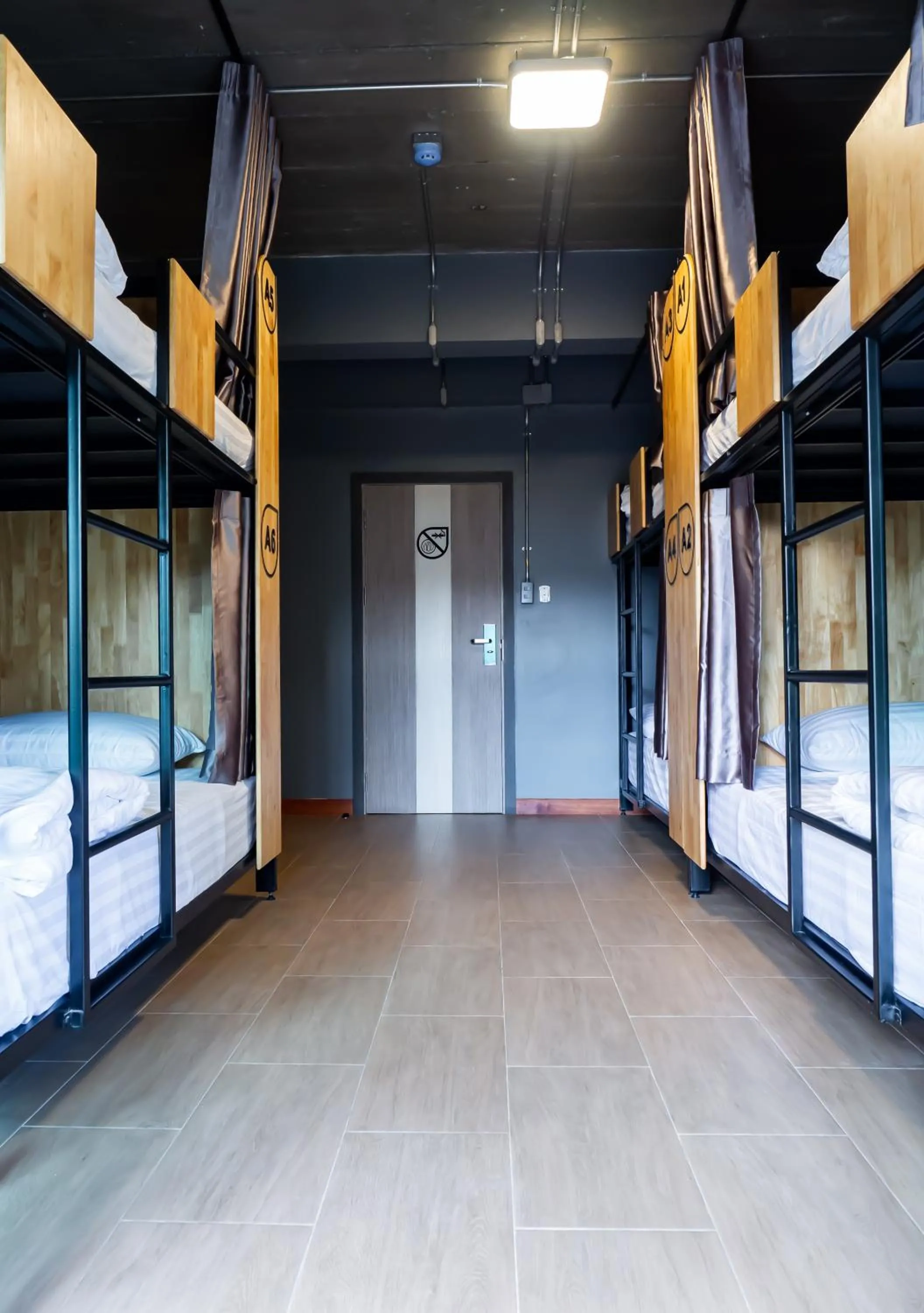 bunk bed in Ray Hostel