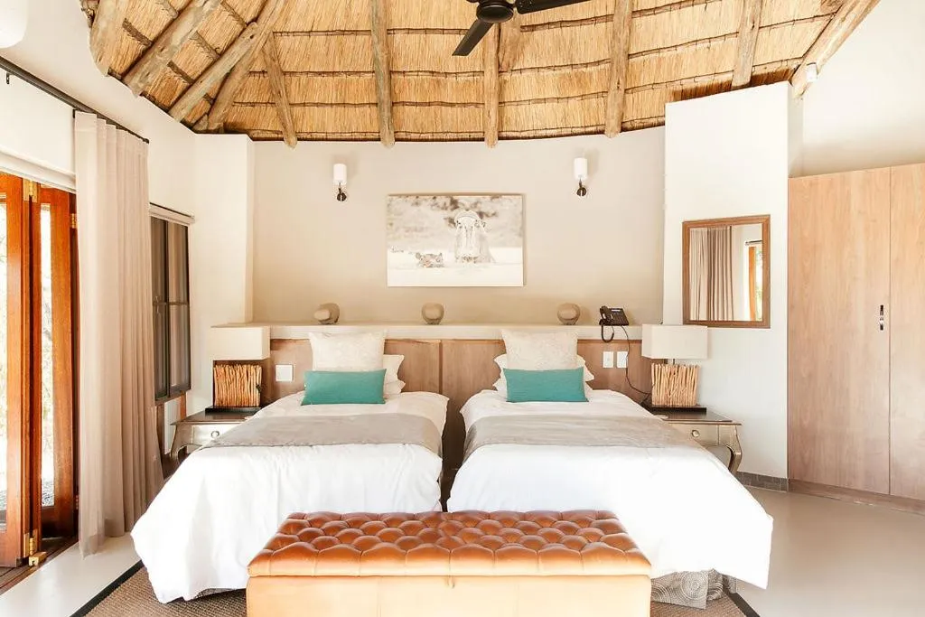 Bed in Tambuti Lodge
