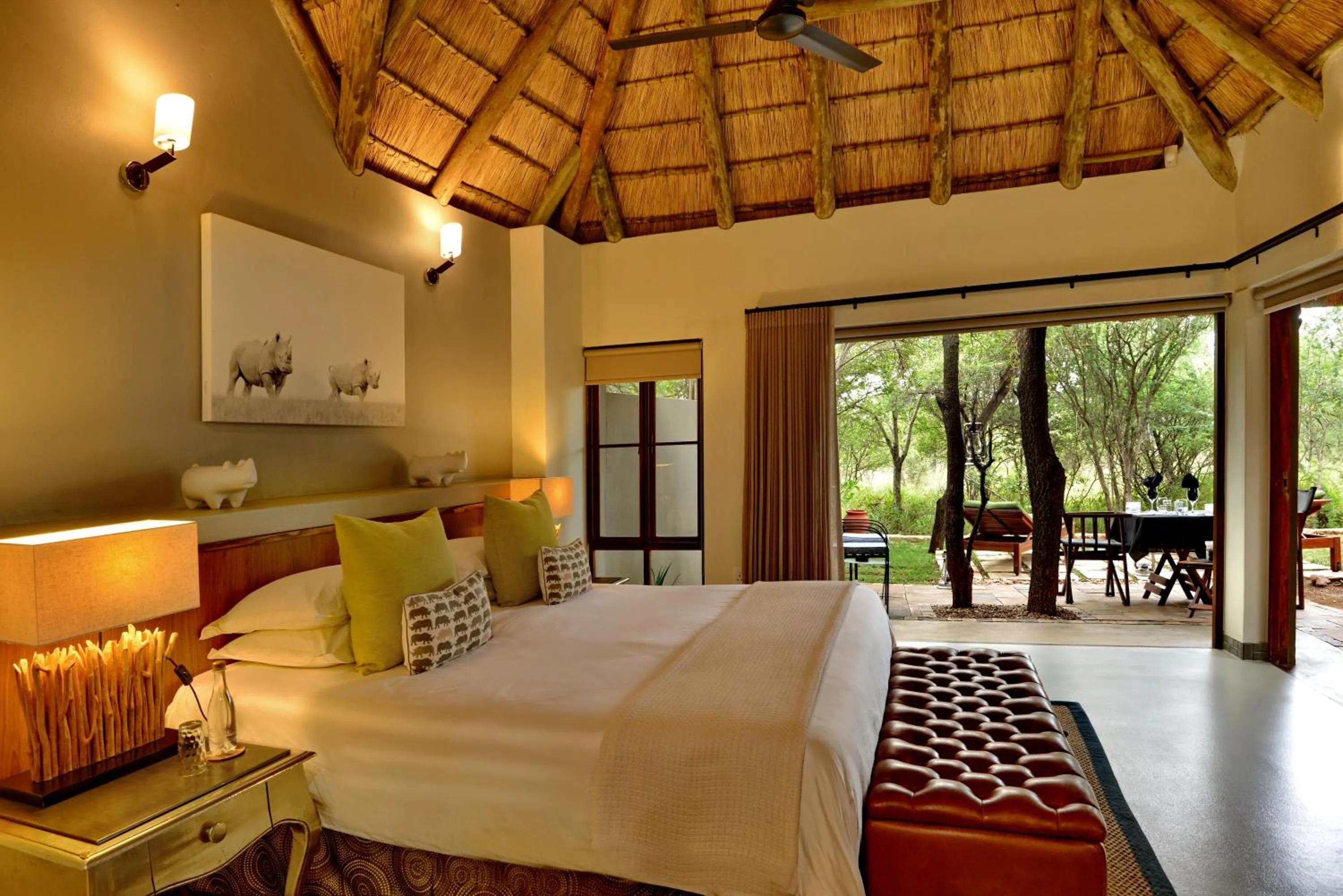 Bed in Tambuti Lodge
