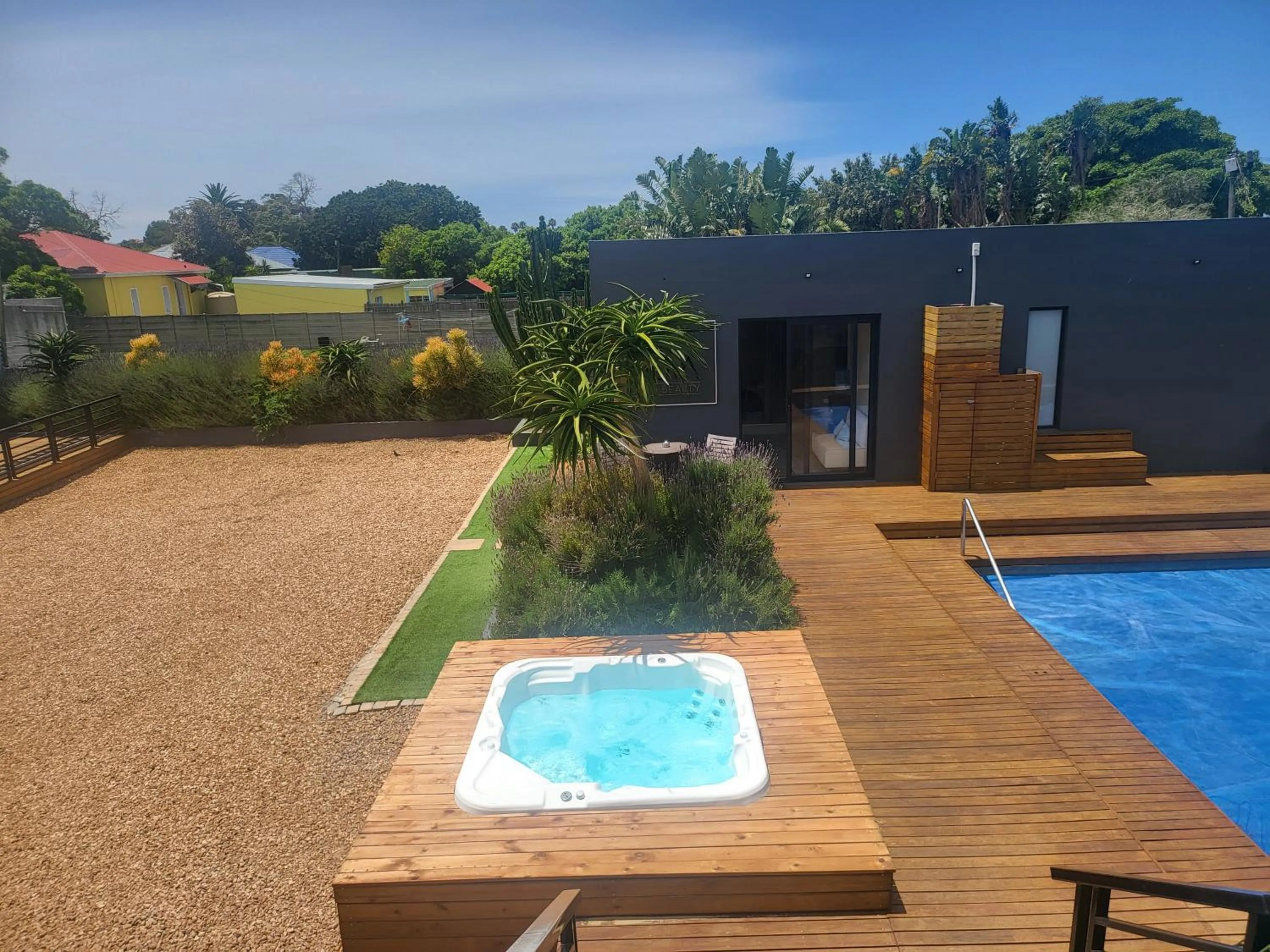 Hot Tub in Nova Boutique Hotel and Spa