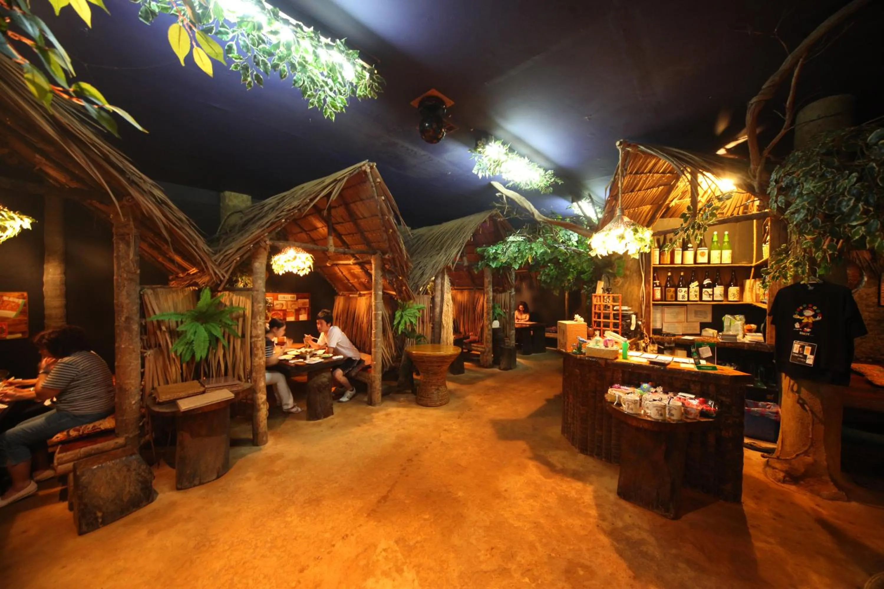 Restaurant/places to eat in Palau Plantation Resort