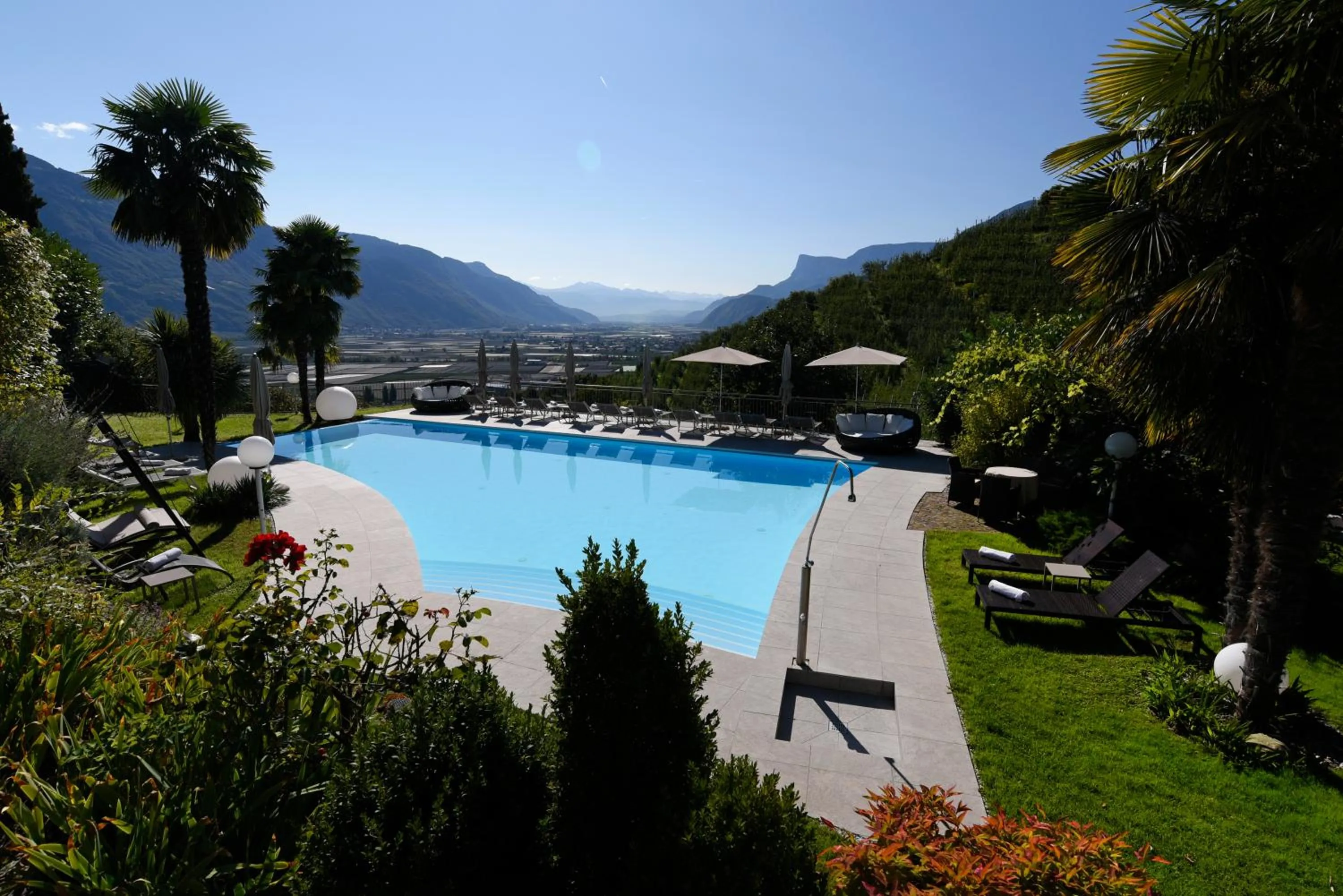 Swimming pool in Apparthotel Calma