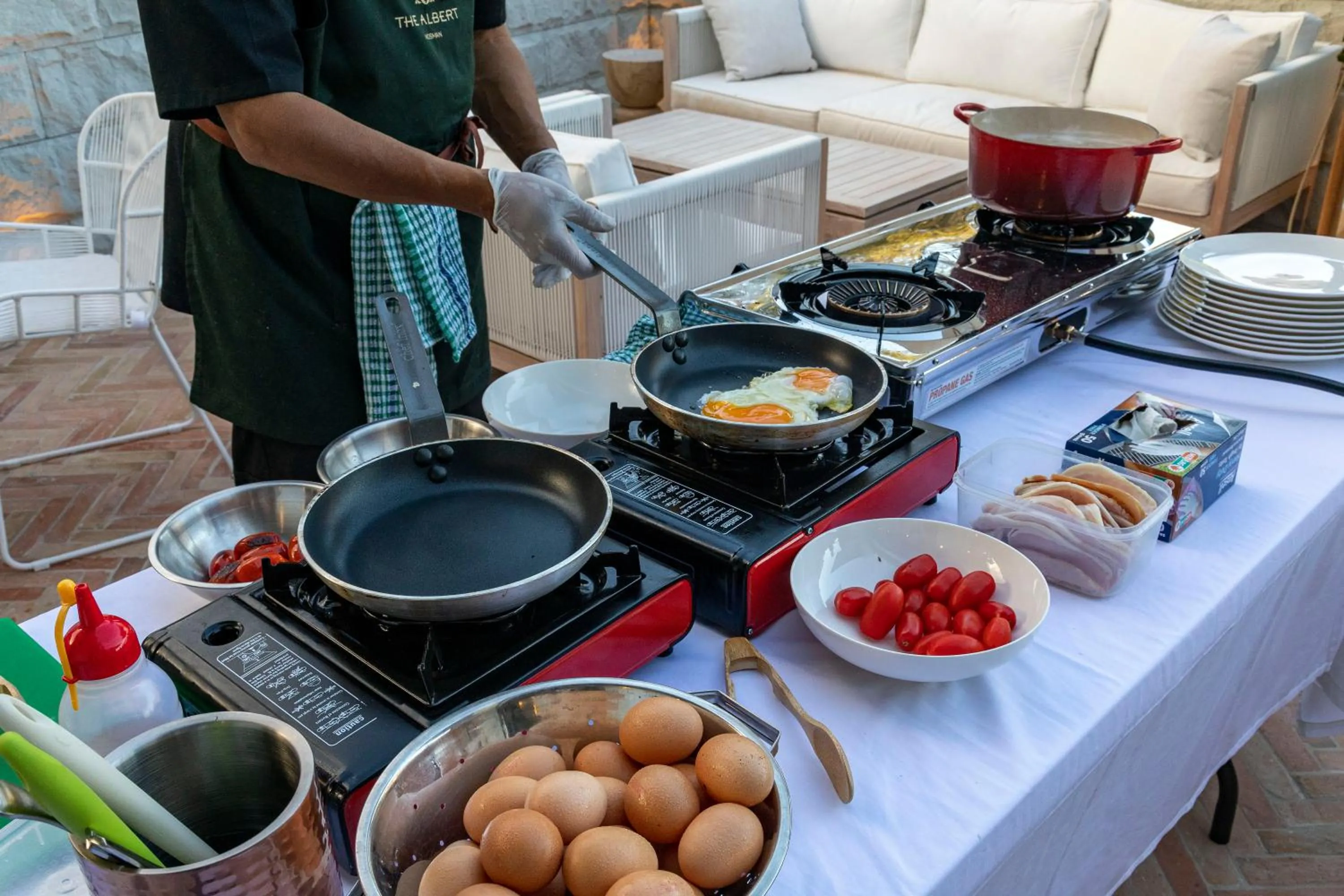Breakfast in The Albert Mosman