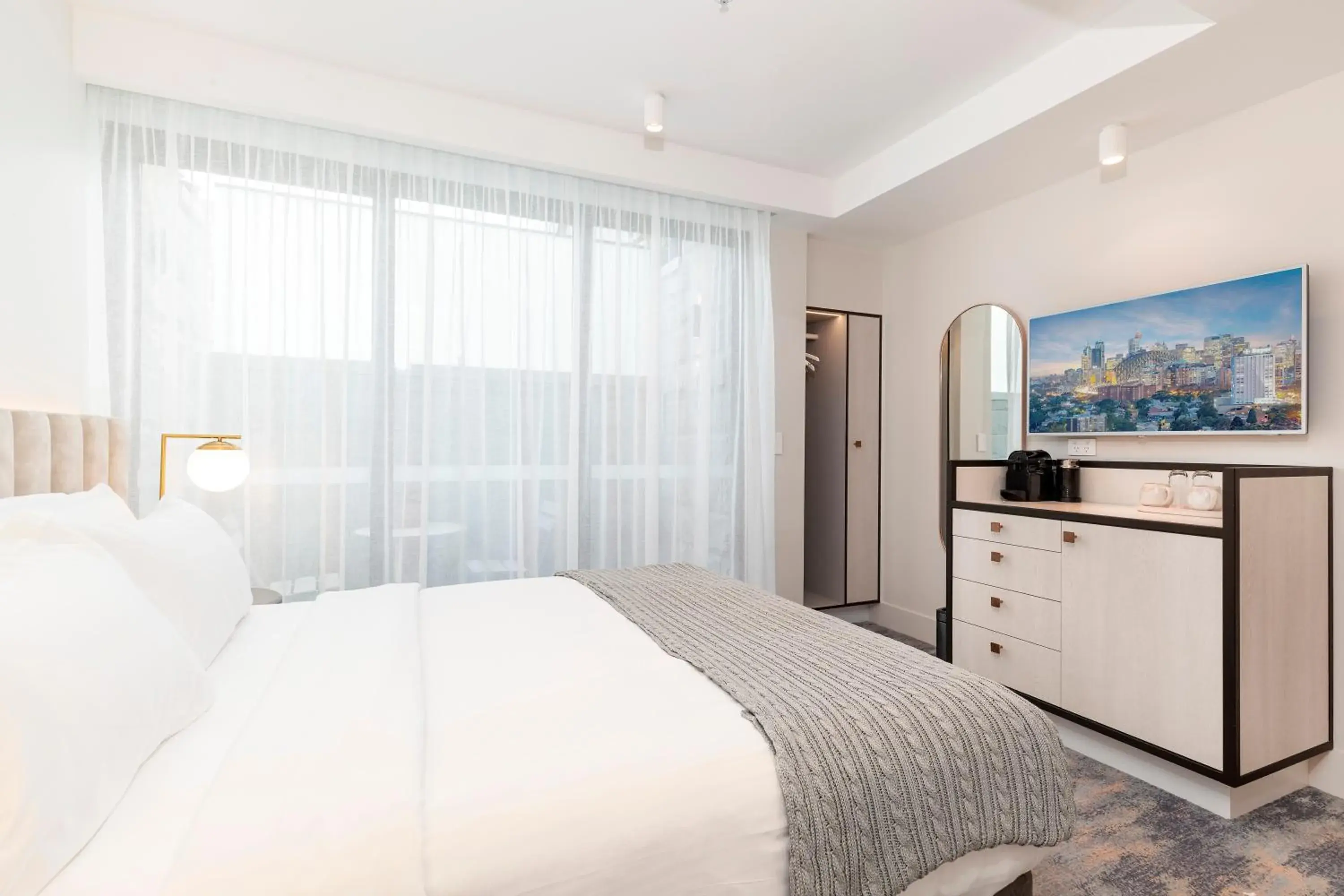 Standard Queen Room in The Albert Mosman Standard Queen Room in The Albert Mosman