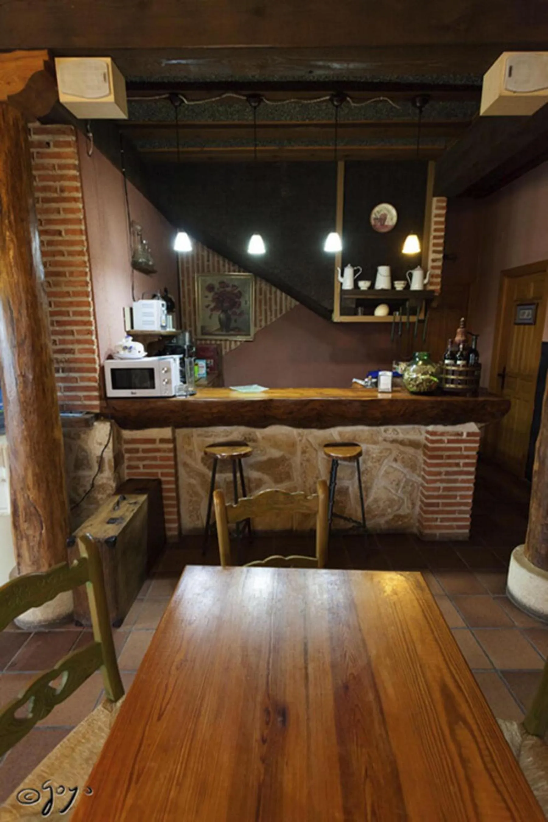 Lounge or bar in El Camino Real