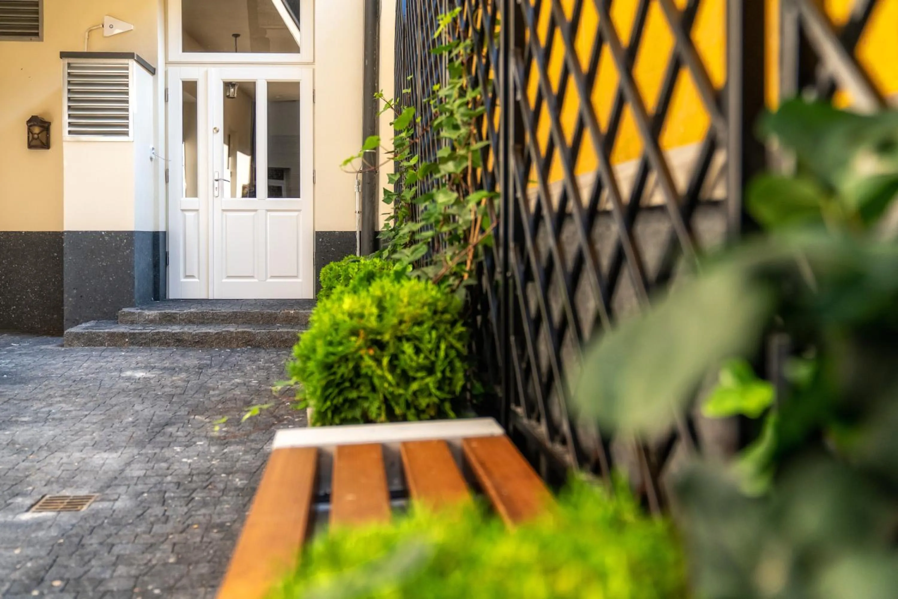 Property building in Apartments 17 Szewska