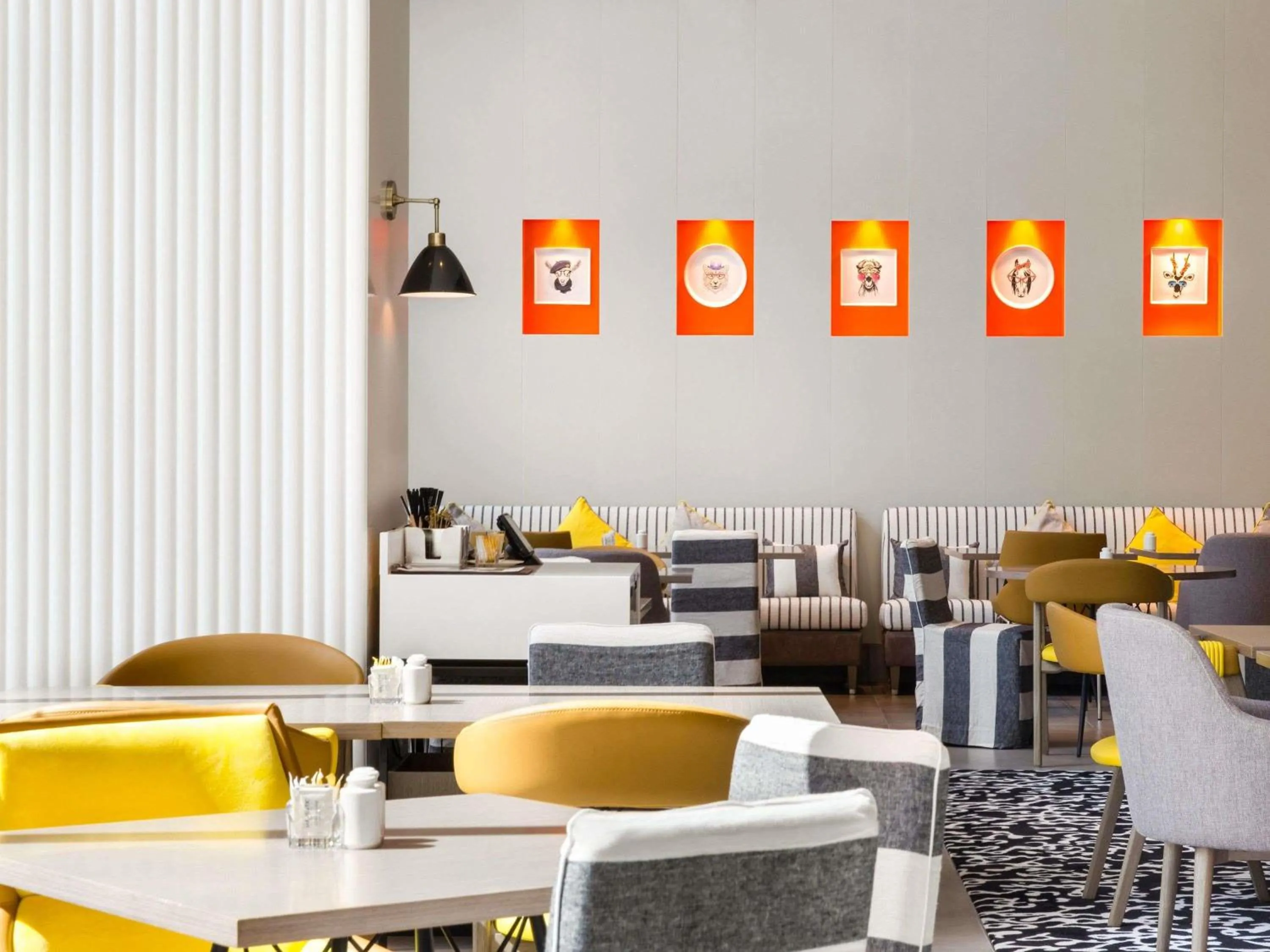 Restaurant/places to eat in ibis Styles Dubai Airport Hotel