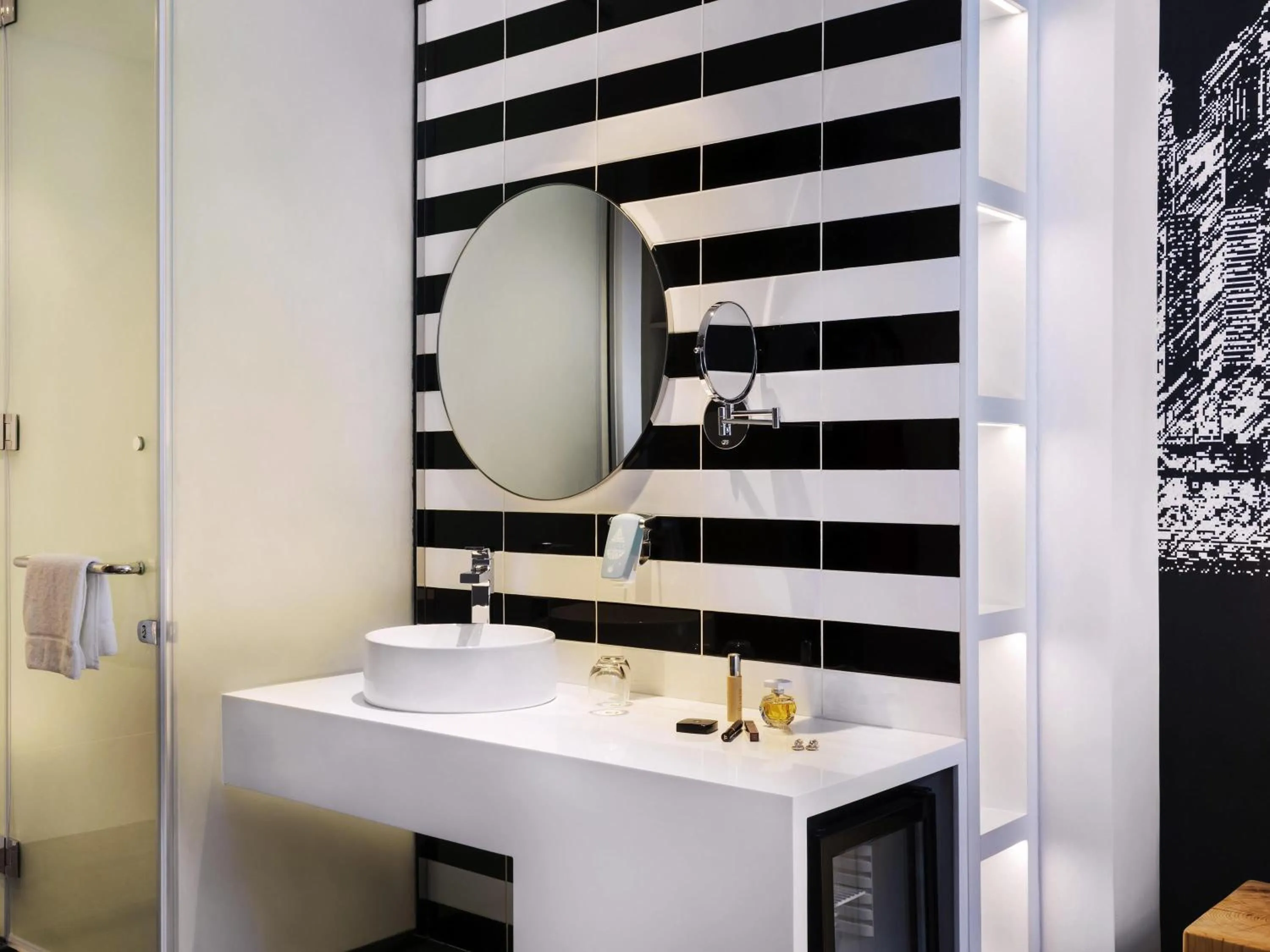 Bedroom in ibis Styles Dubai Airport Hotel